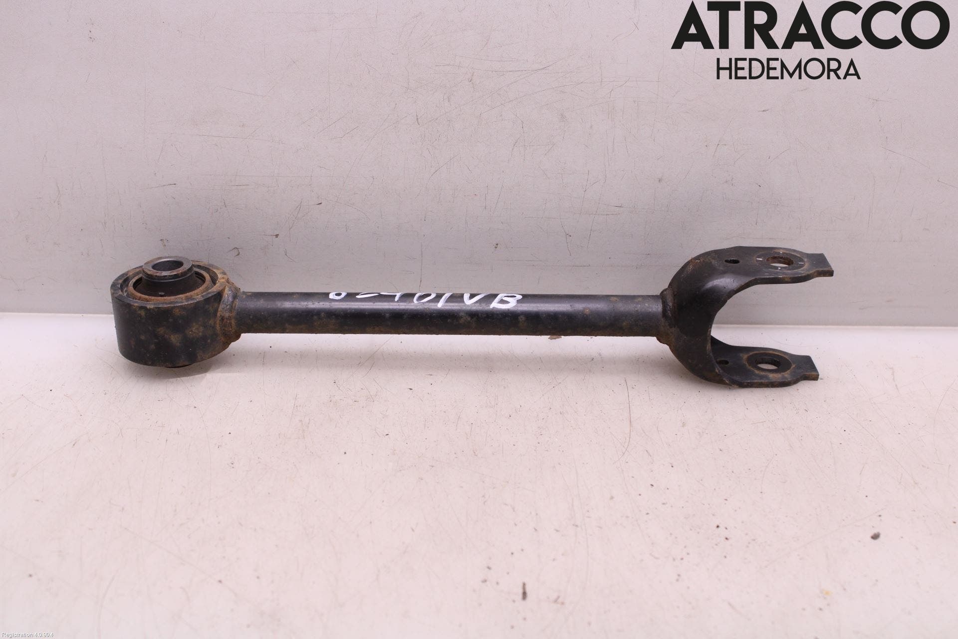 Toyota RAV4 19- Bärarm Bak Vänster