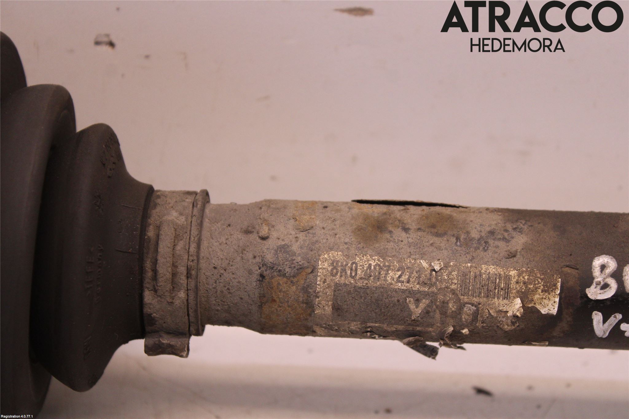 Audi A4/S4 08-11 Drivaxel Fram Vänster