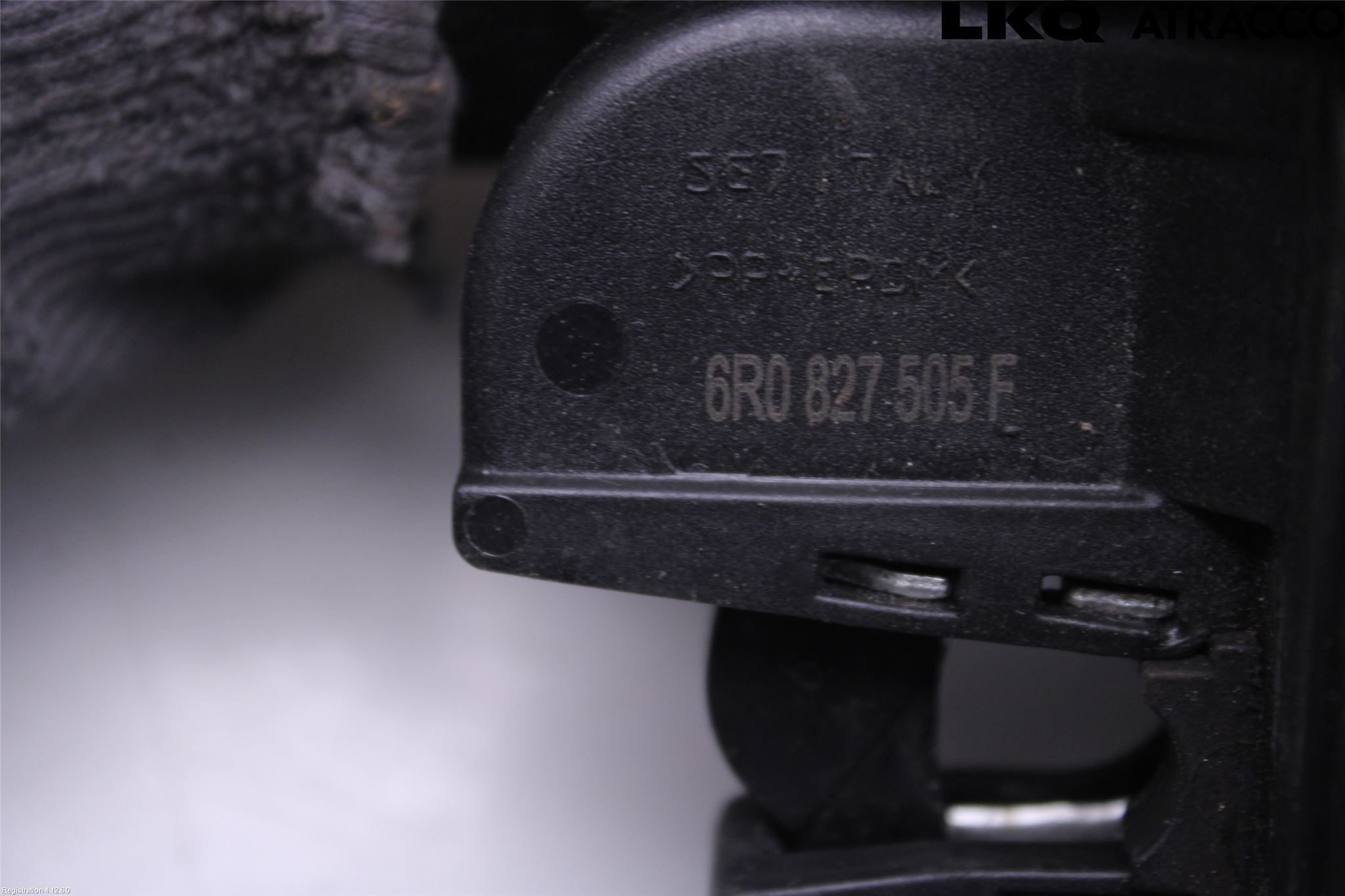 Volkswagen VW POLO 10-17 Låskista Baklucka