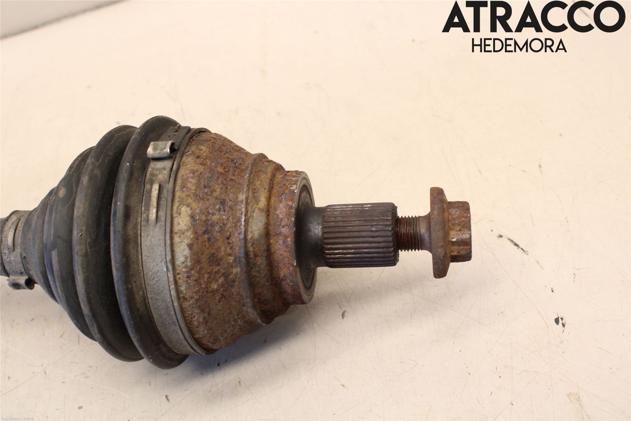 Skoda SUPERB 09-15 Drivaxel Fram Vänster