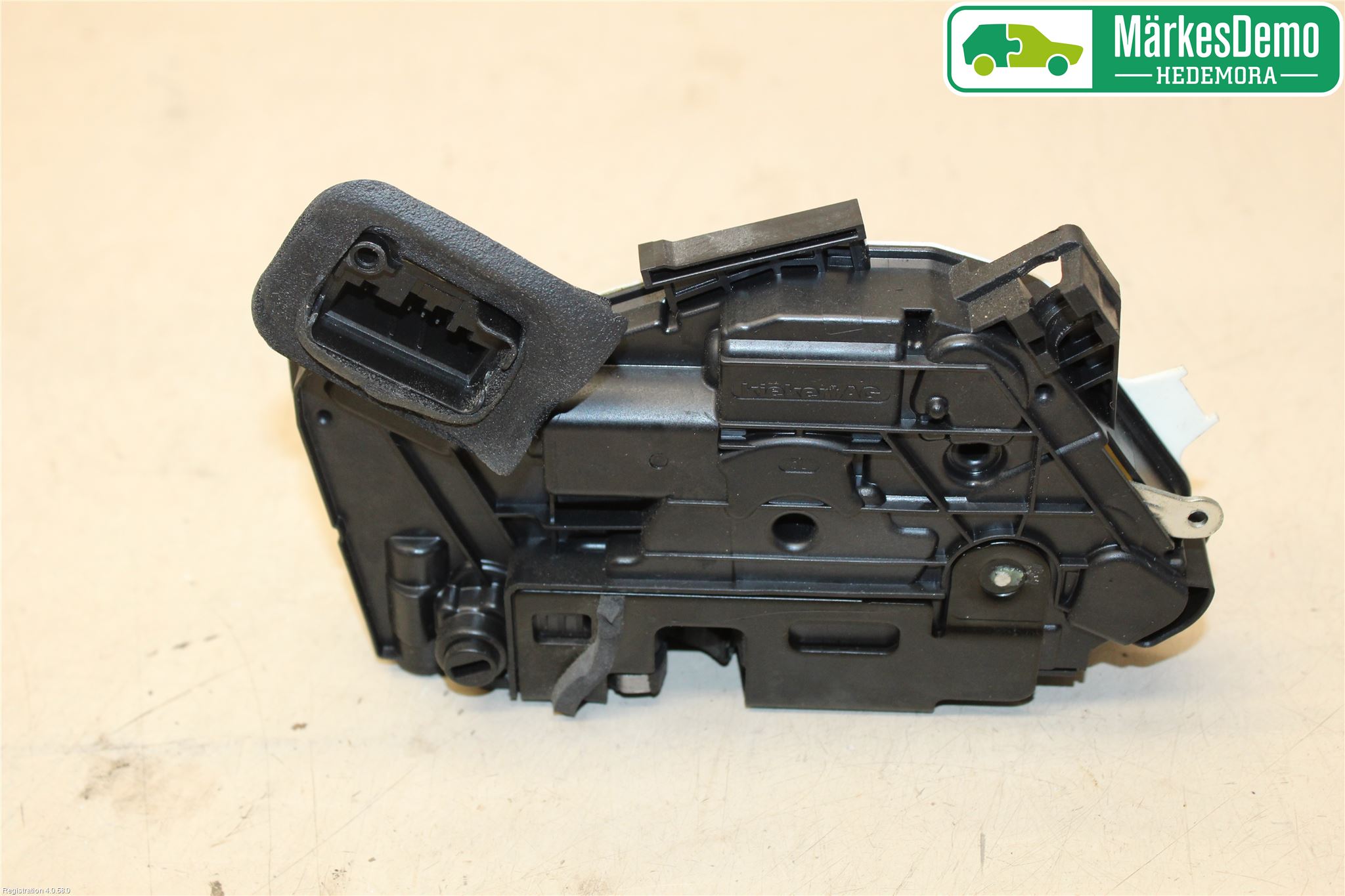 Volkswagen VW GOLF SPORTSVAN 15-20 Låskista-Dörrlås
