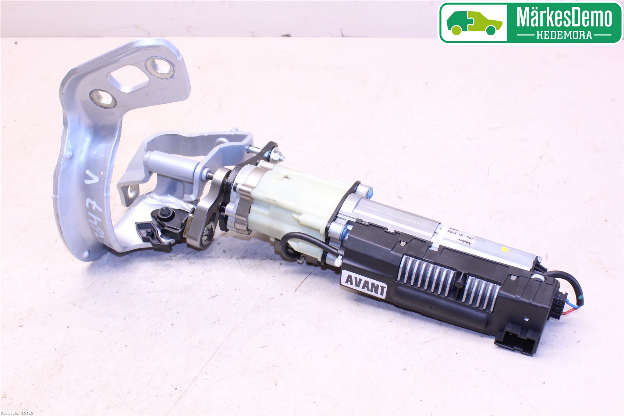 Audi A4/S4 08-11 Bakluckeöppnare Automatisk