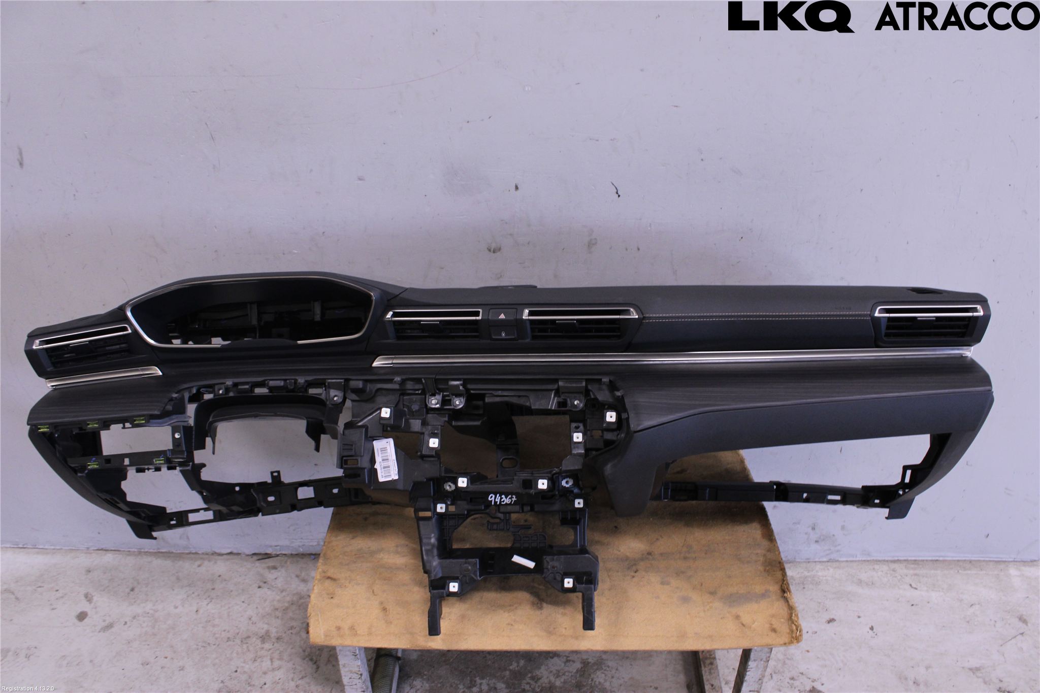Peugeot 508 19- Instrumentbräda