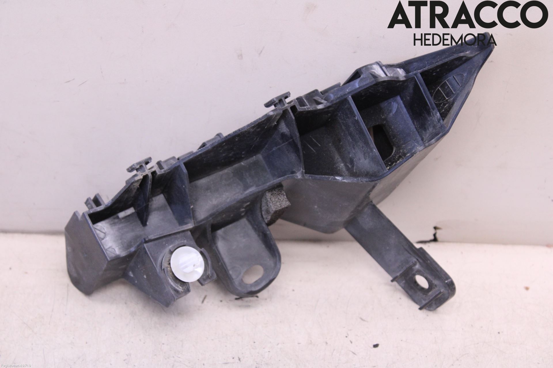 Lexus IS 250/350 14-20 Stötfångarfäste Bak Vä