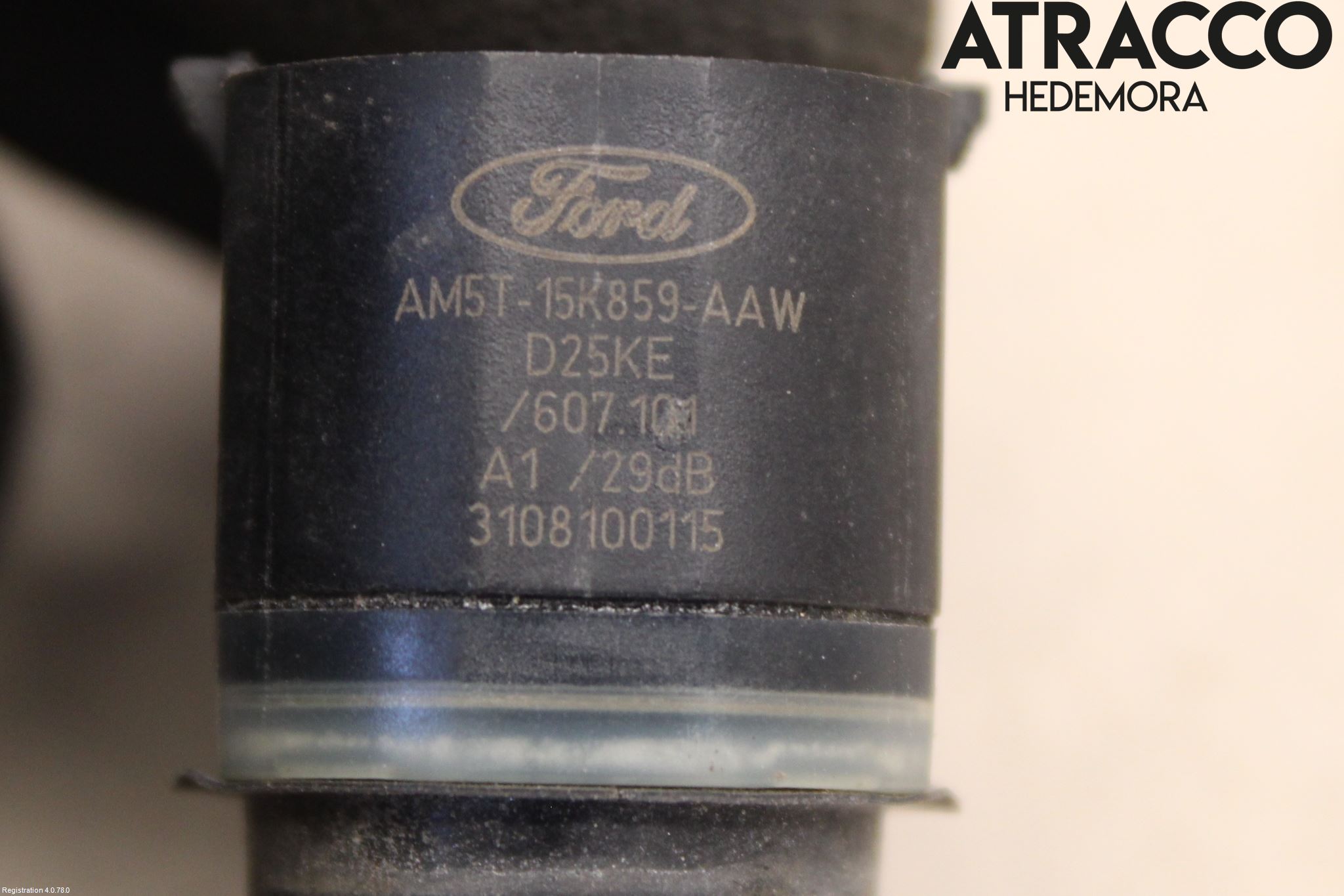 Ford KUGA 08-12 Parkeringshjälp Frontsensor