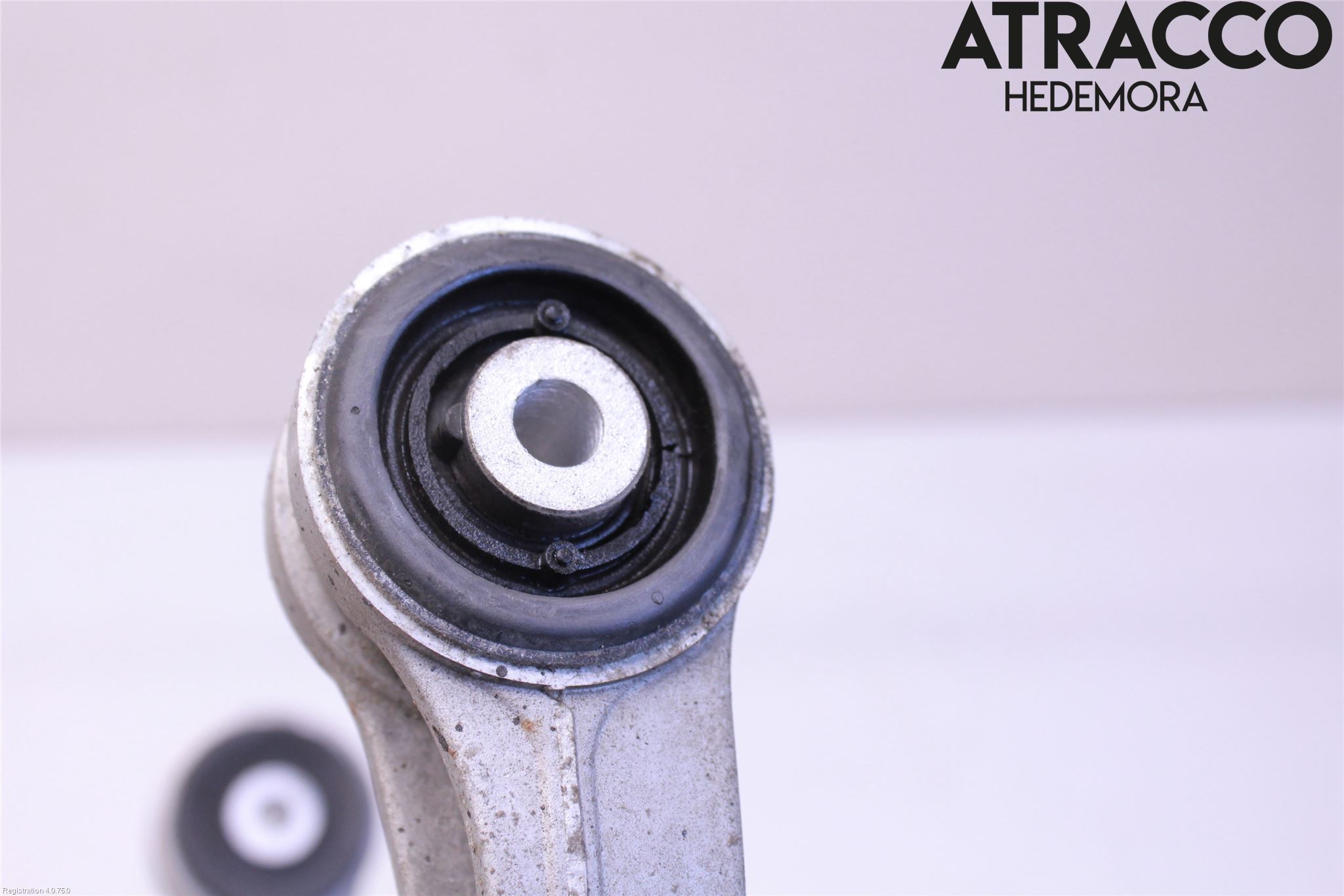 Porsche CAYENNE 03- Bärarm Fram Övre Hö