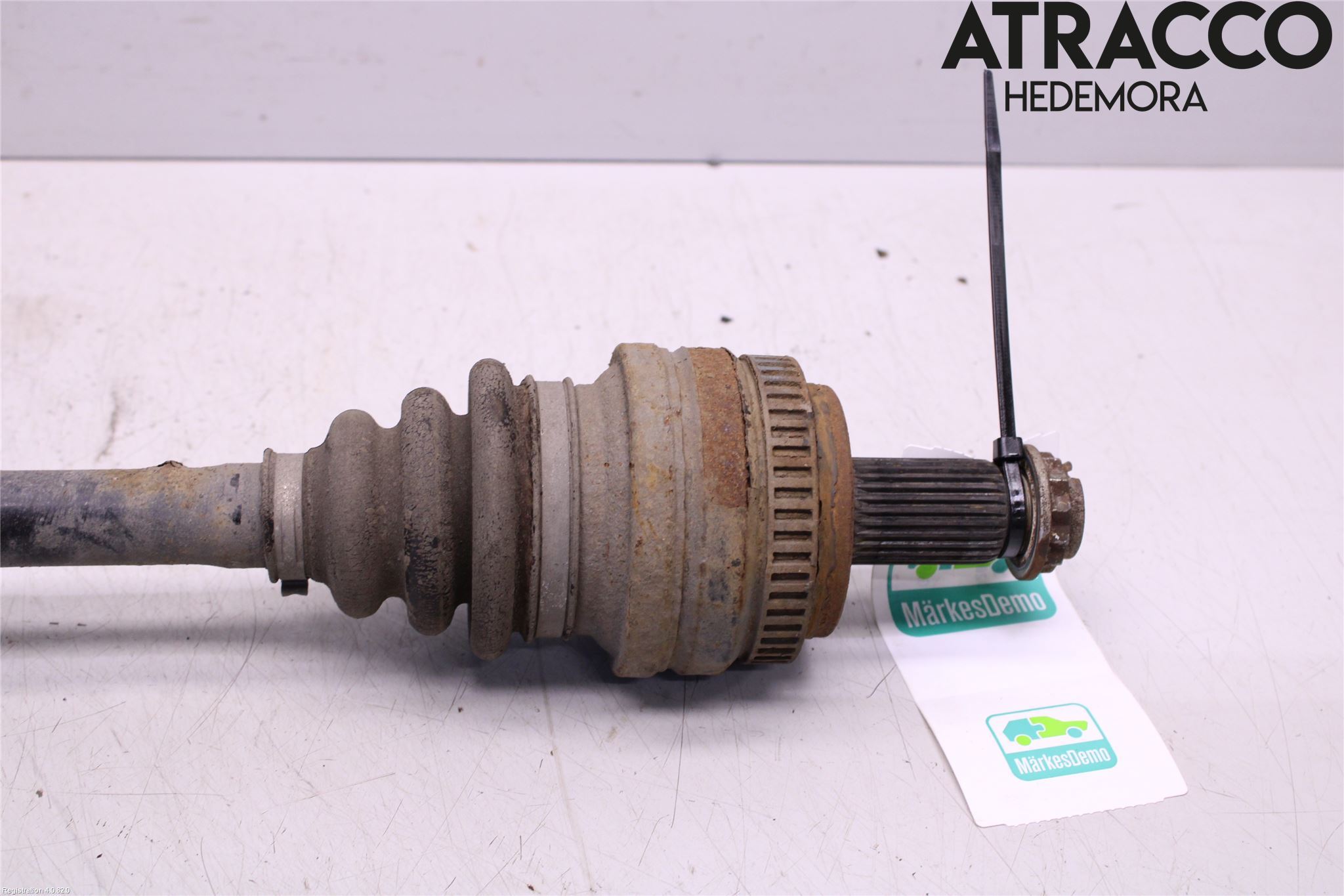 BMW 3 E92/93 Coupé/Cab 05-14 Drivaxel Bak Höger