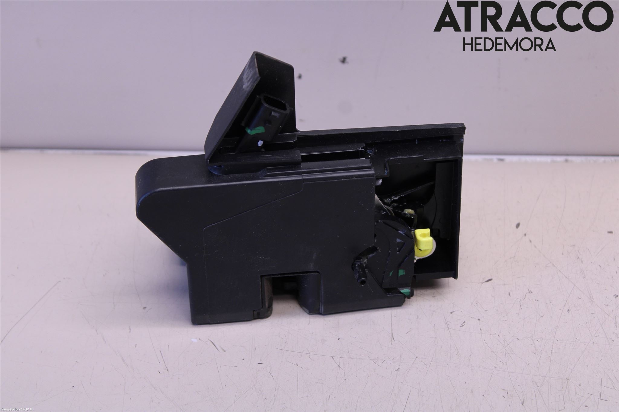 Dacia SANDERO/STEPWAY 13-20 Låskista-Dörrlås