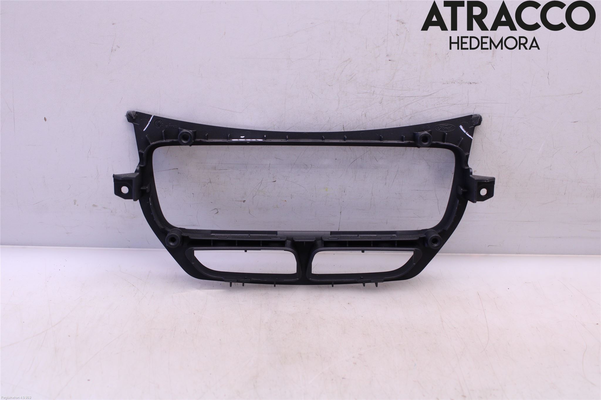 Ford KUGA 17-19 Instrument-Radio Sarg
