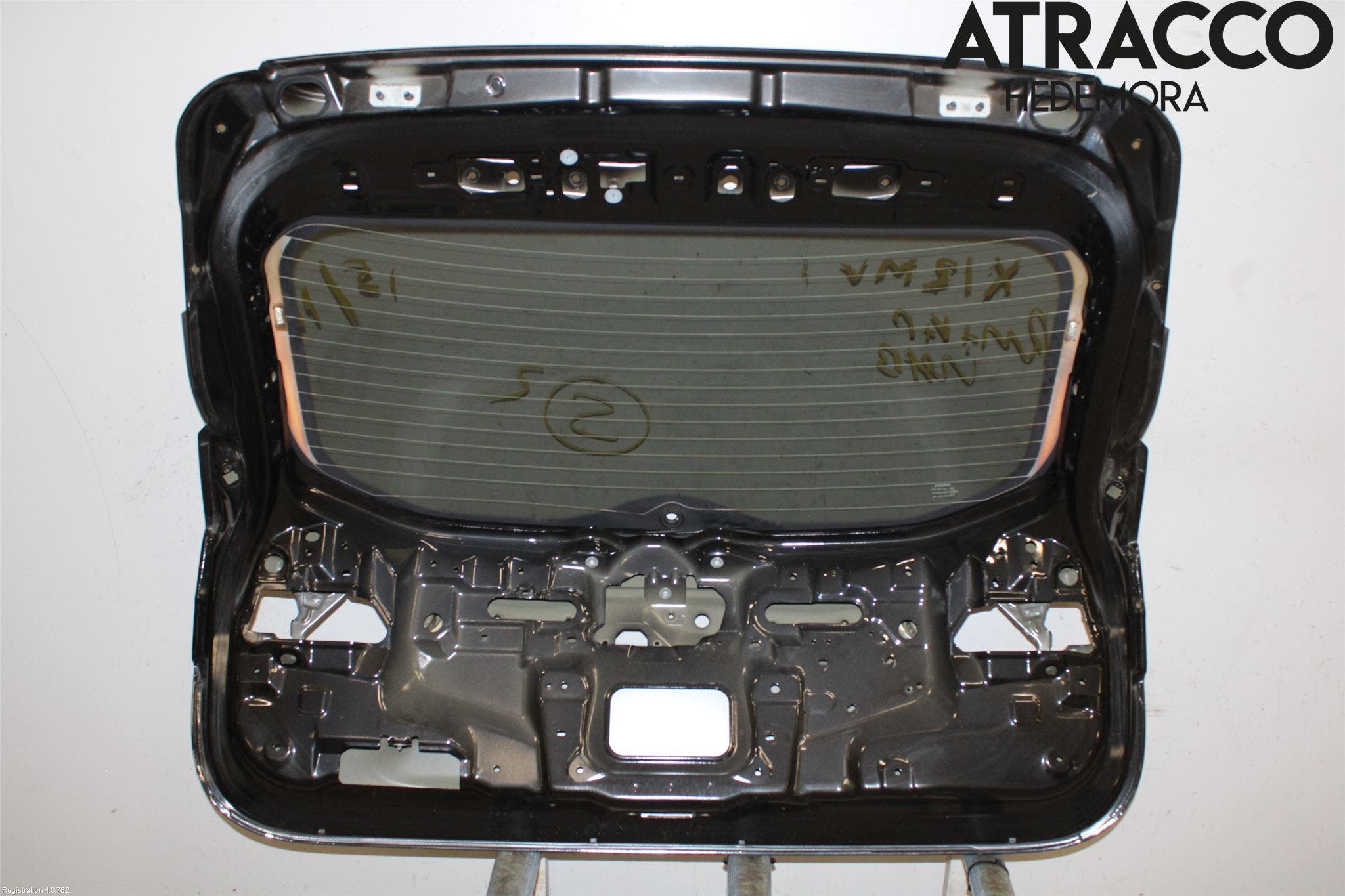 Nissan QASHQAI 14-17 Baklucka Kombi