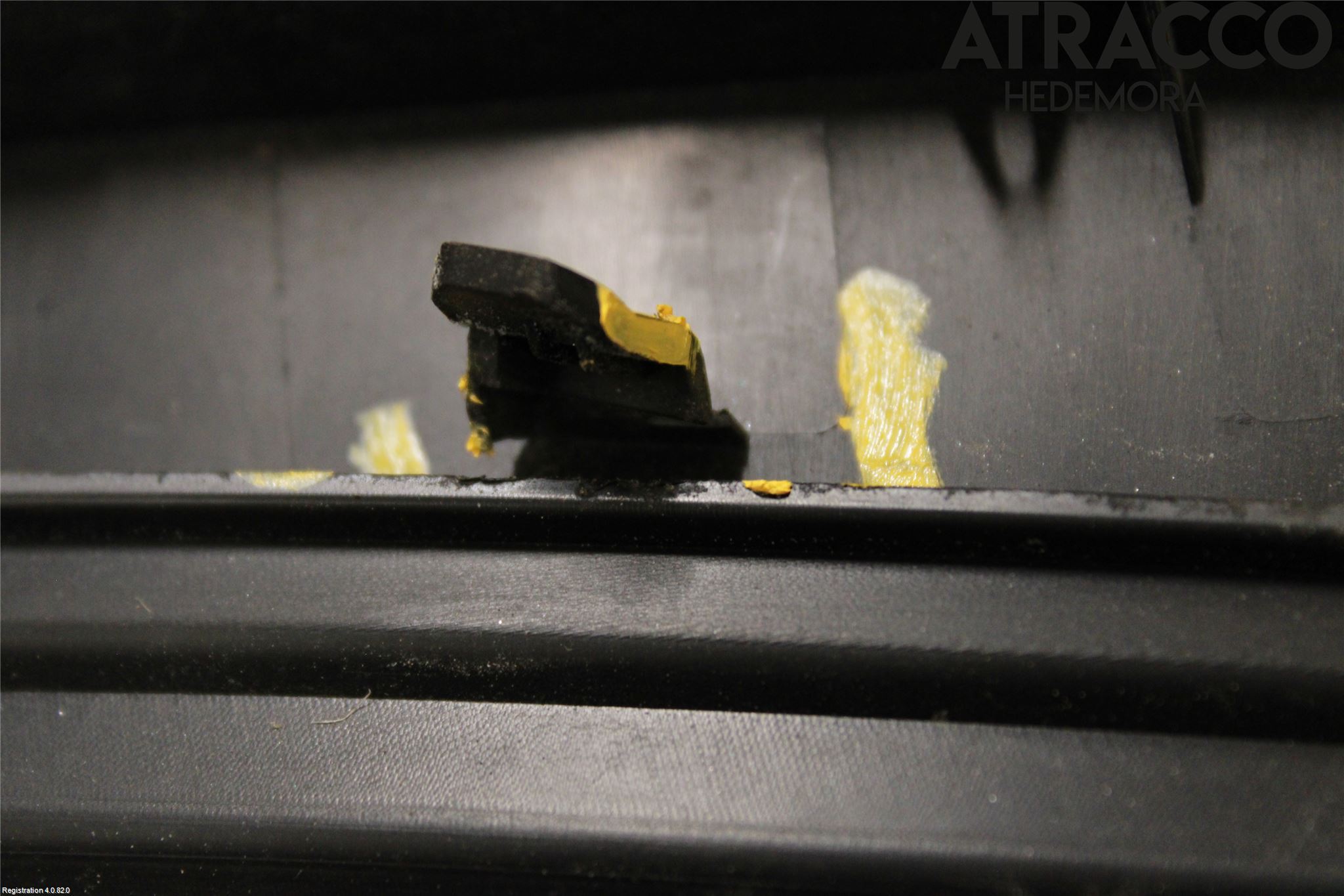 Nissan PULSAR Torpedplåt-Torpedplast