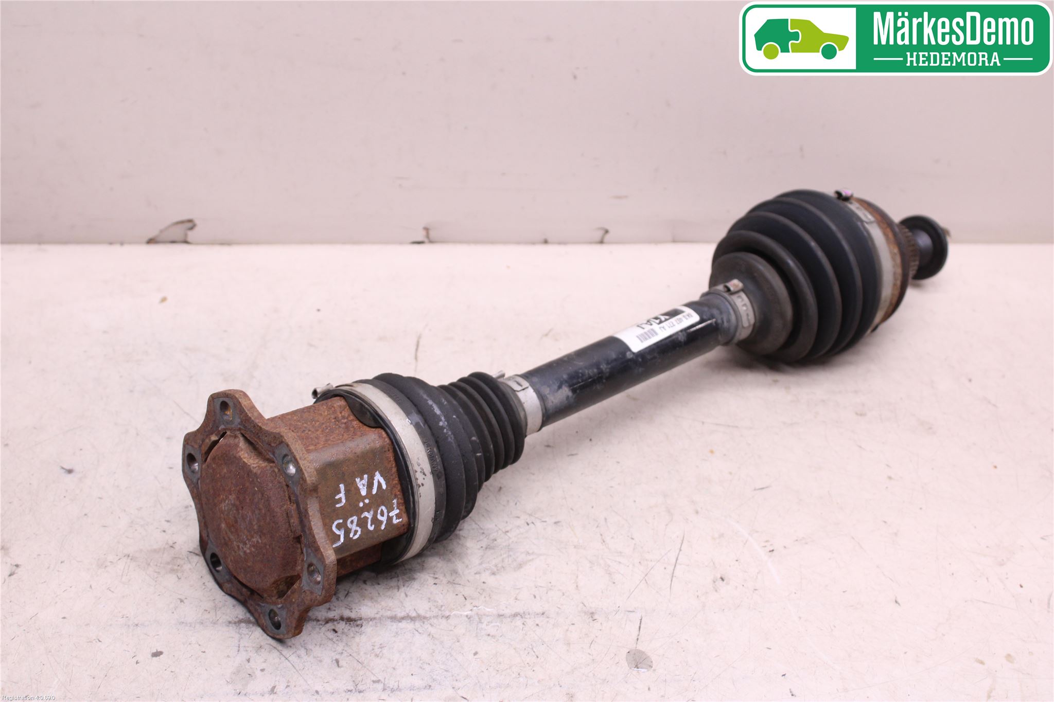 Audi A4 12-15 Drivaxel Fram Vänster