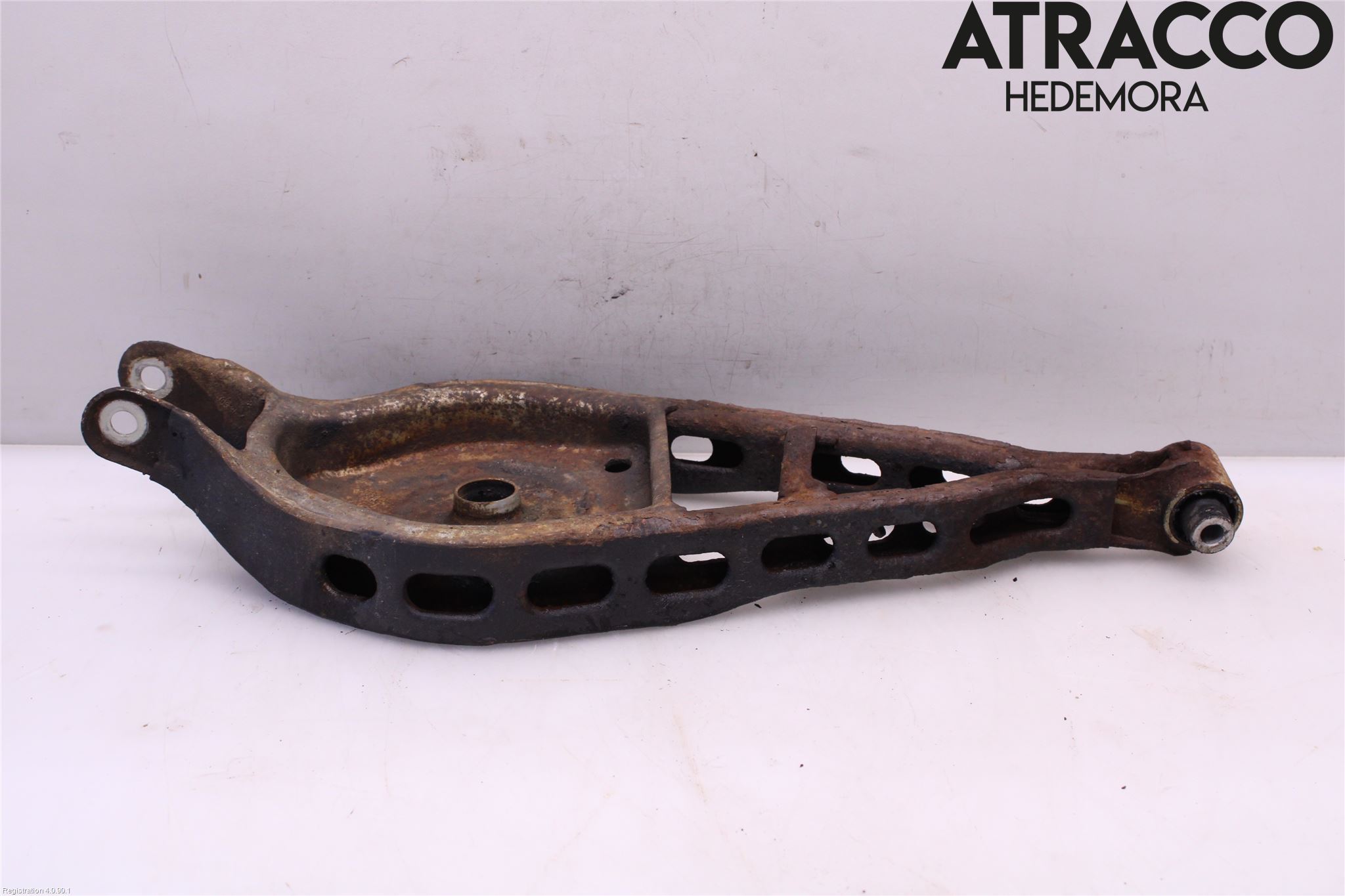 BMW X3 E83     03-10 Bärarm Bak Övre Vänster