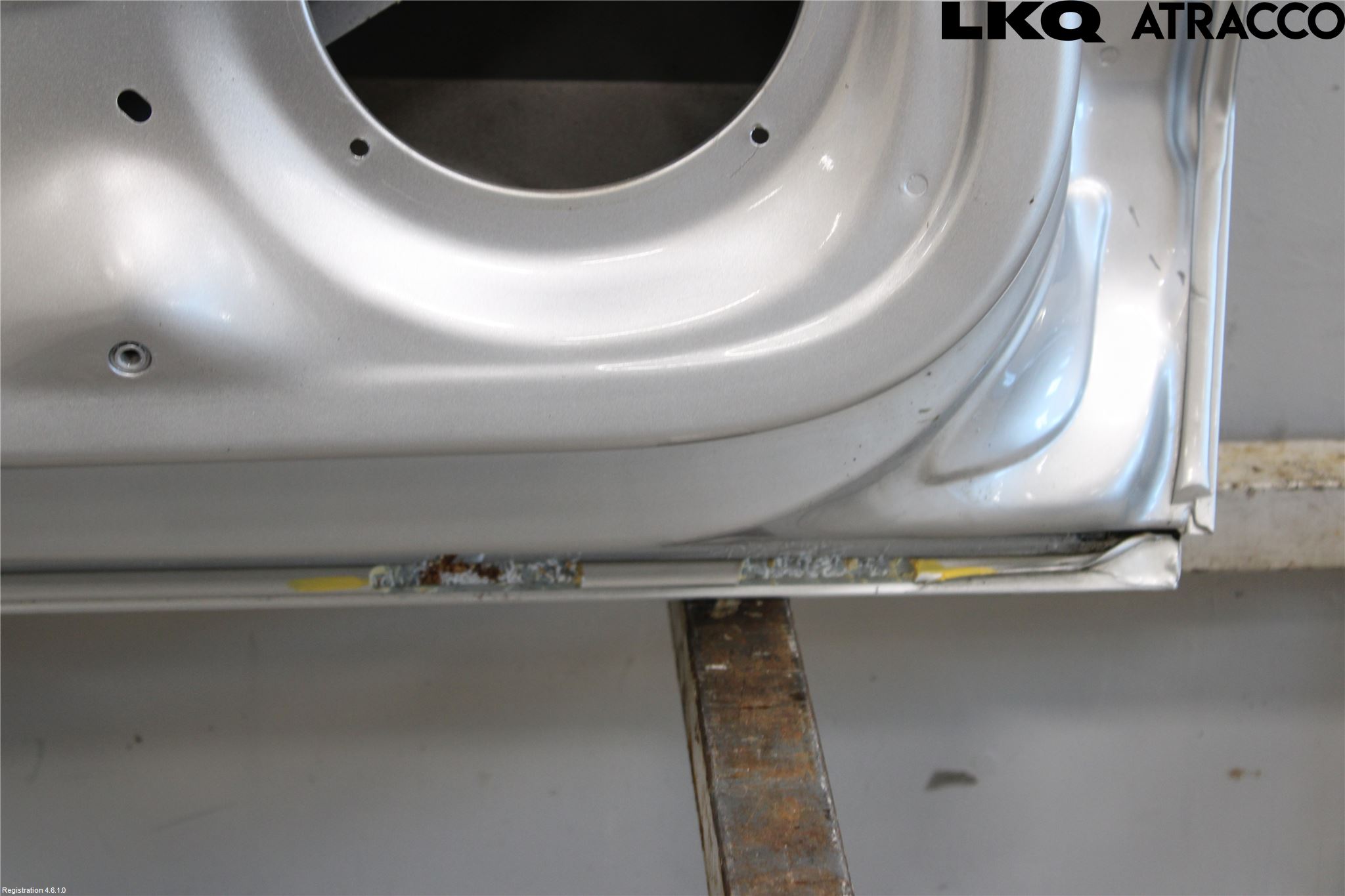 Volkswagen VW POLO 10-17 Dörr Bak Vänster