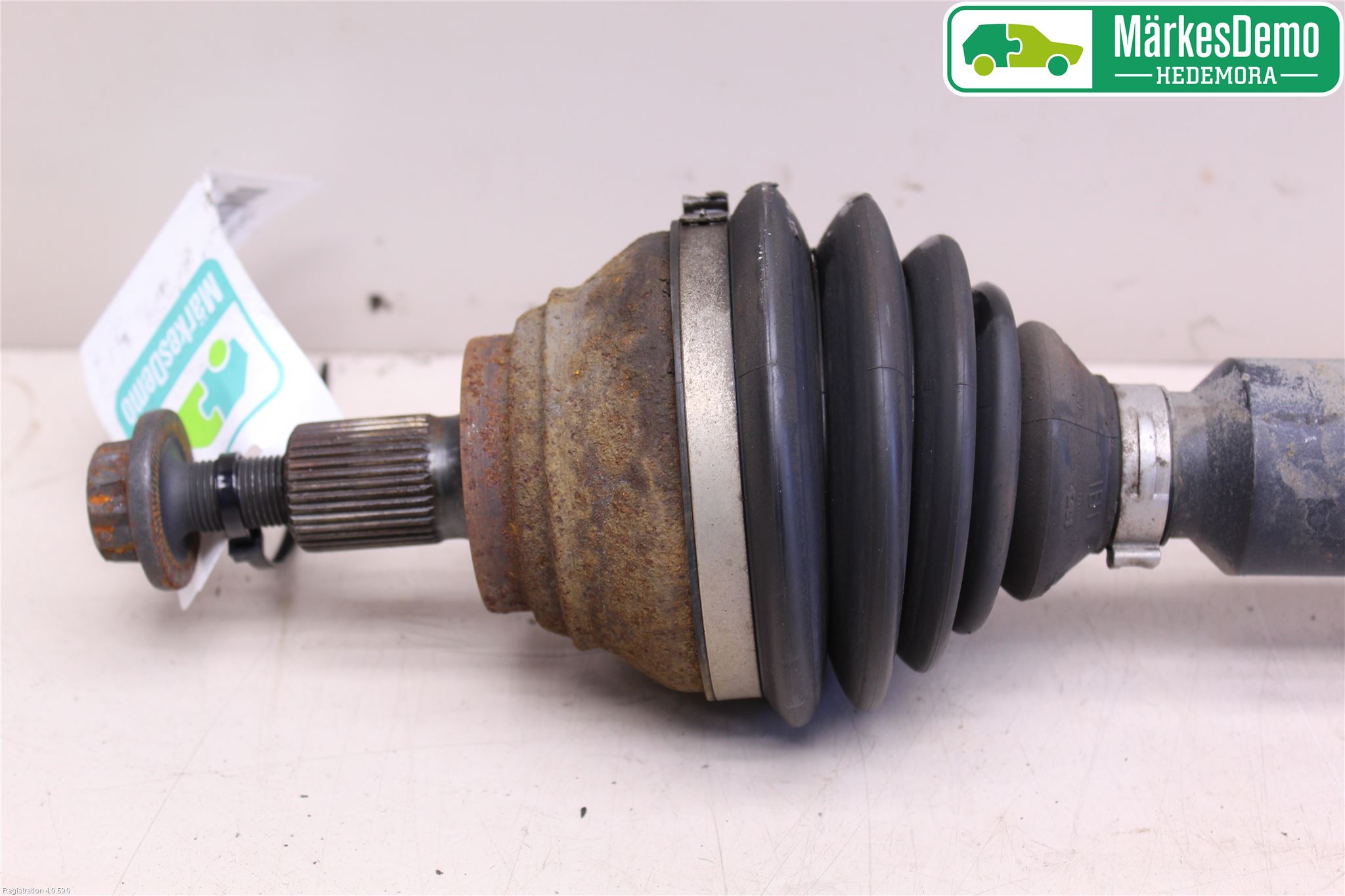 Volkswagen VW GOLF PLUS/CROSS GOLF 04-14 Drivaxel Fram Höger