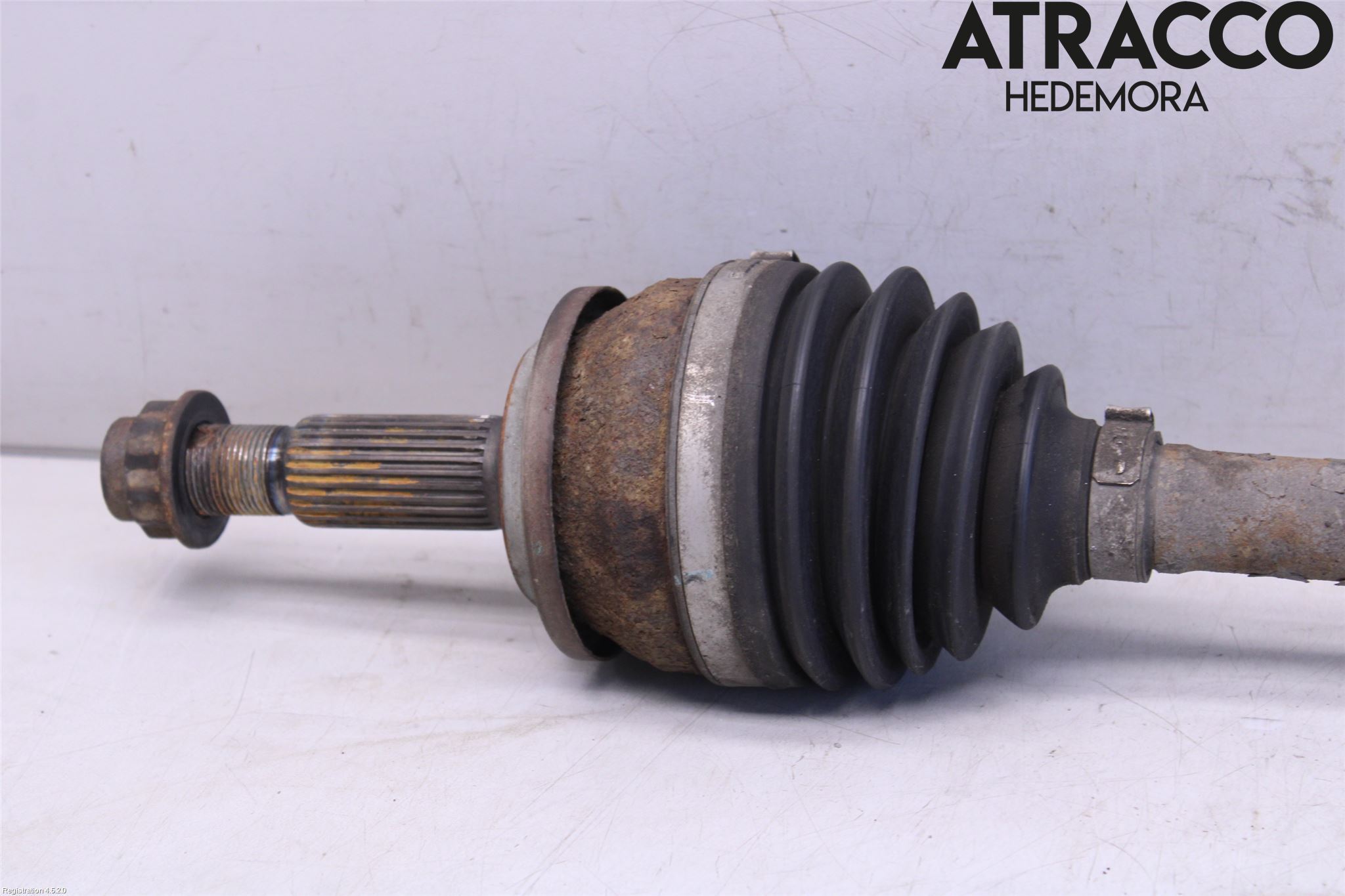 Toyota AURIS 13-19 Drivaxel Fram Vänster