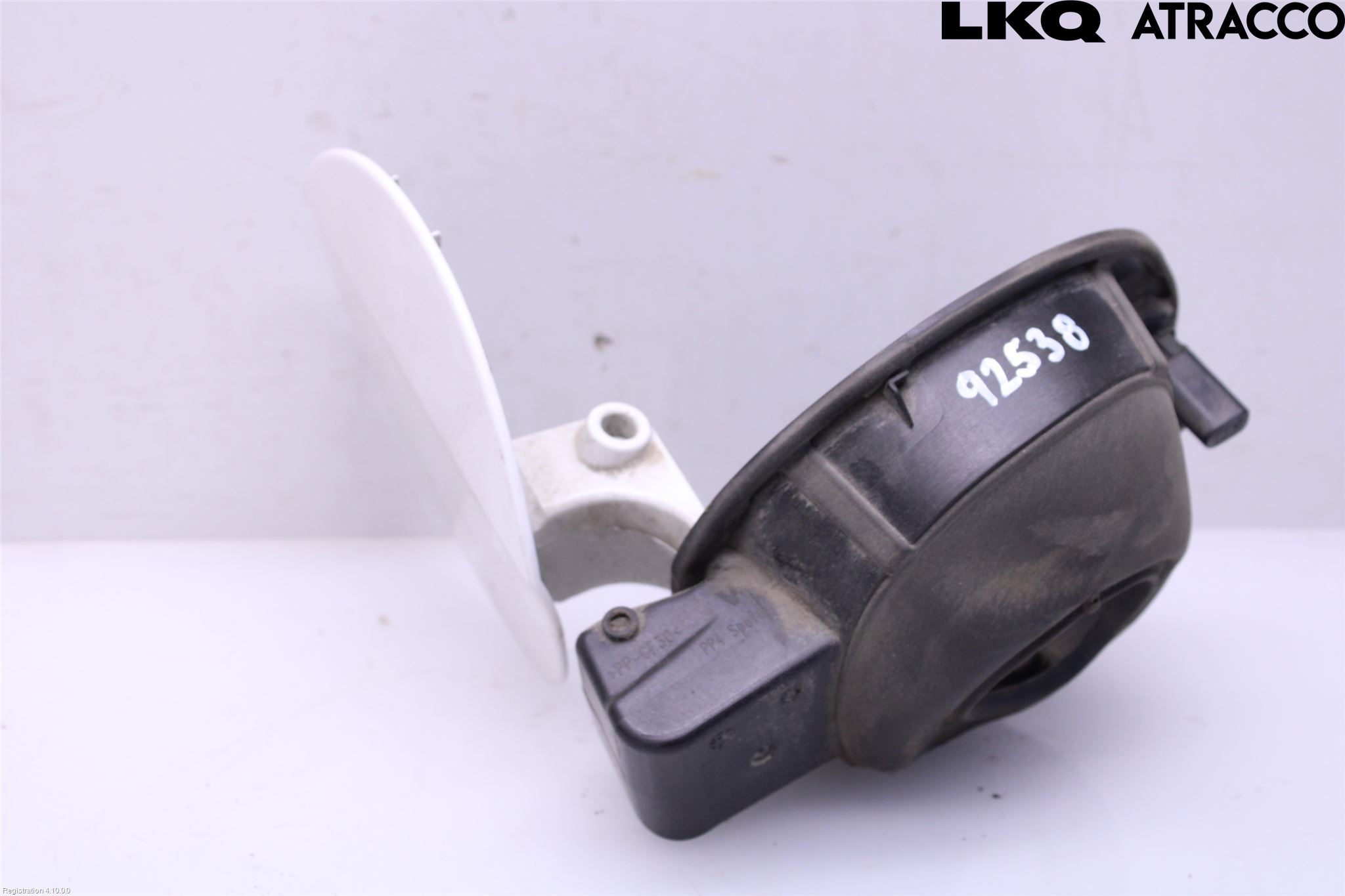 Volkswagen VW PASSAT 11-14 Tanklucka