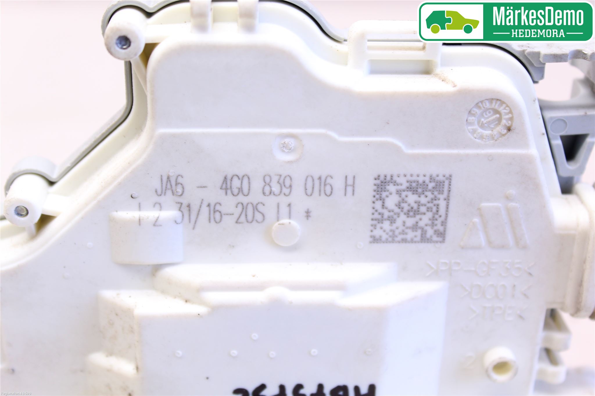 Audi A4/S4 B9 16-19 Låskista-Dörrlås