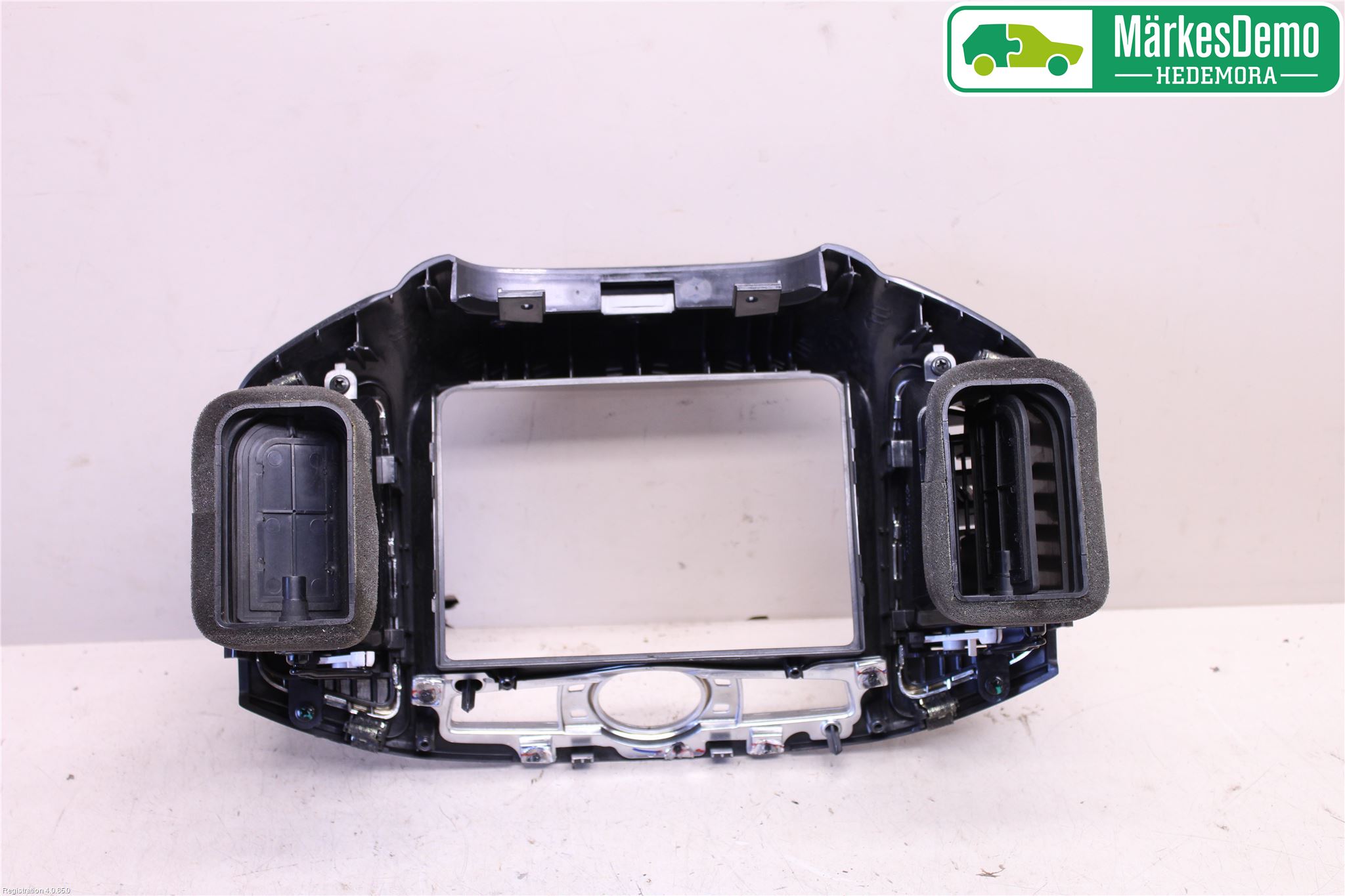 Chevrolet CAPTIVA Instrument-Radio Sarg