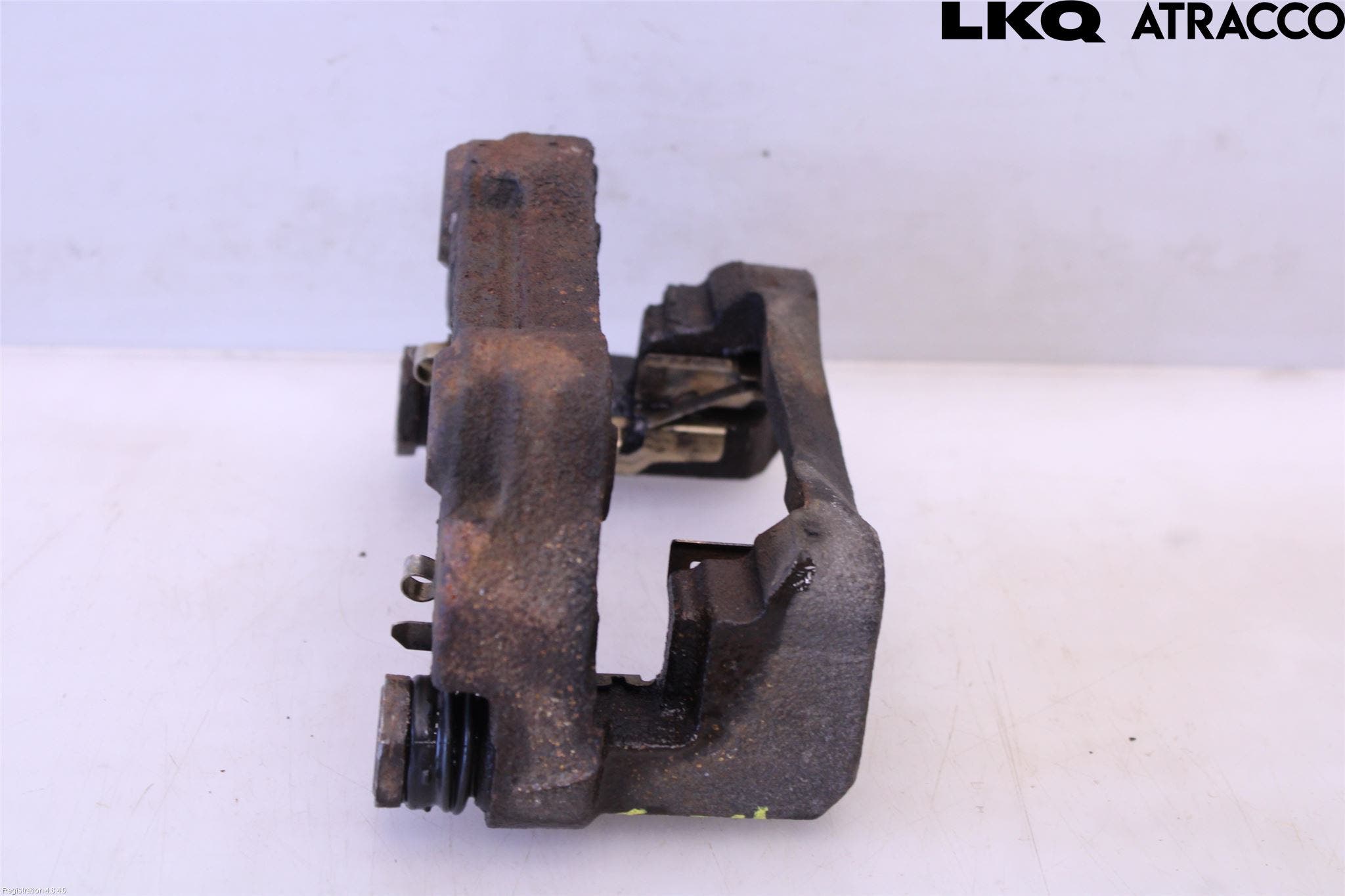 Suzuki SWIFT 17-24 Bromsokshållare