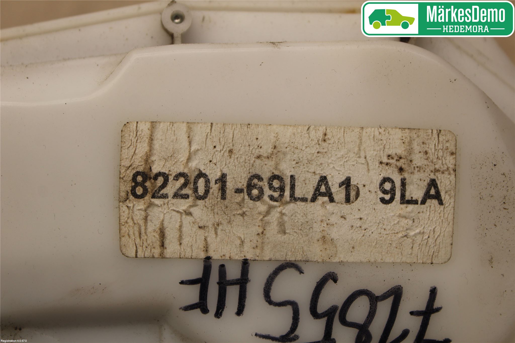 Suzuki SWIFT 11-16 Låskista-Dörrlås