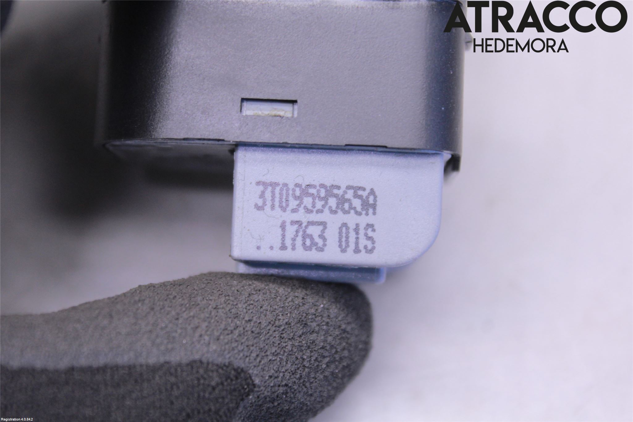 Skoda SUPERB 09-15 Strömställare Spegel