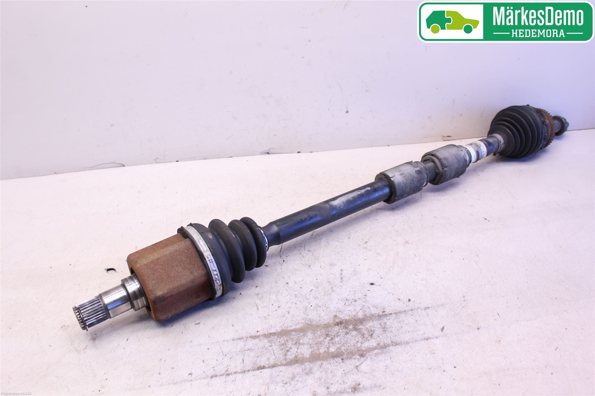 Kia CEED 06-12 Drivaxel Fram Höger