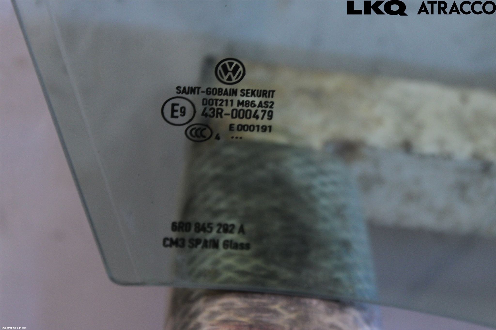 Volkswagen VW POLO 10-17 Dörruta Fram Höger