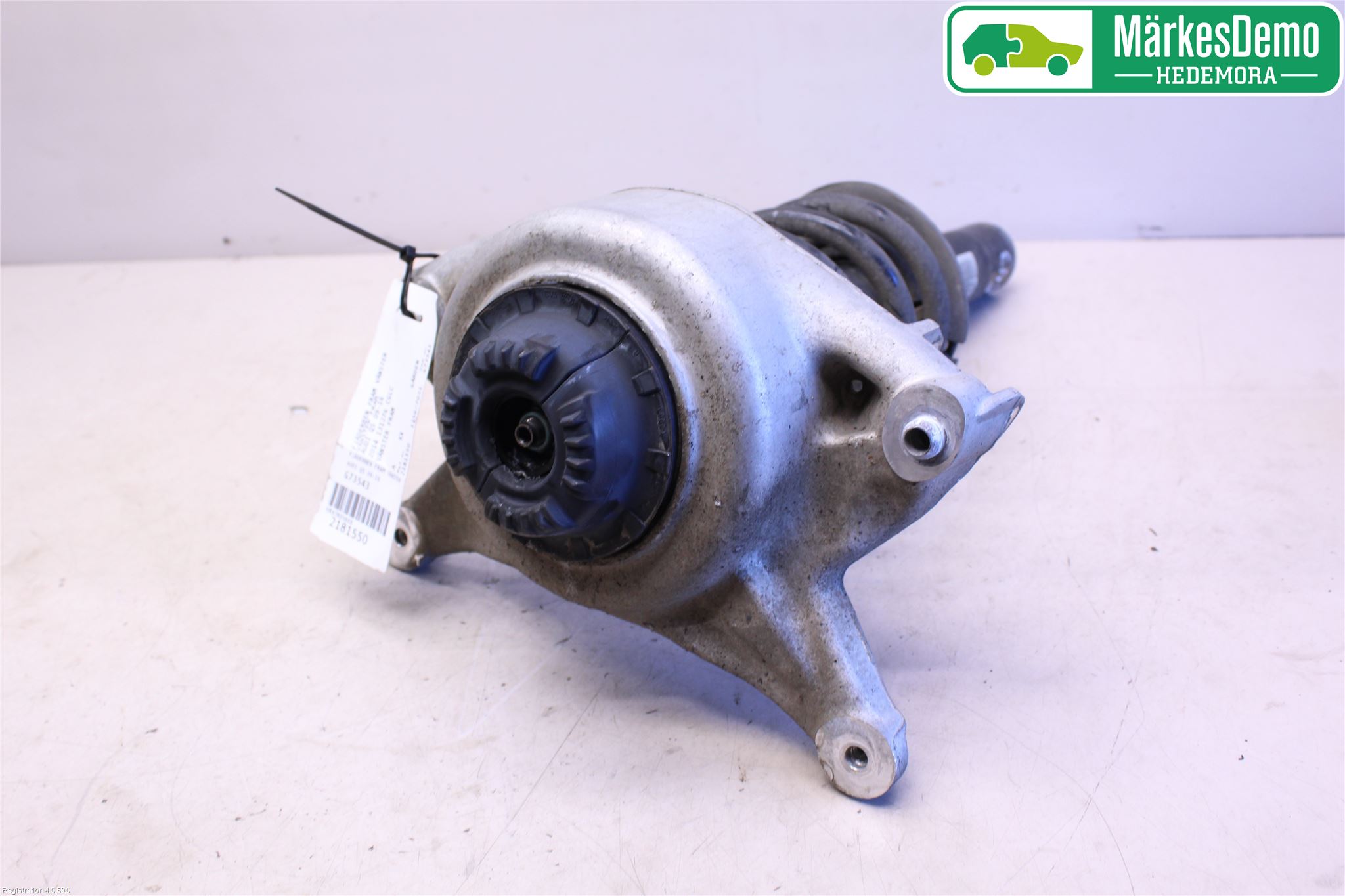 Audi Q5 09-16 Fjäderben Fram Vänster