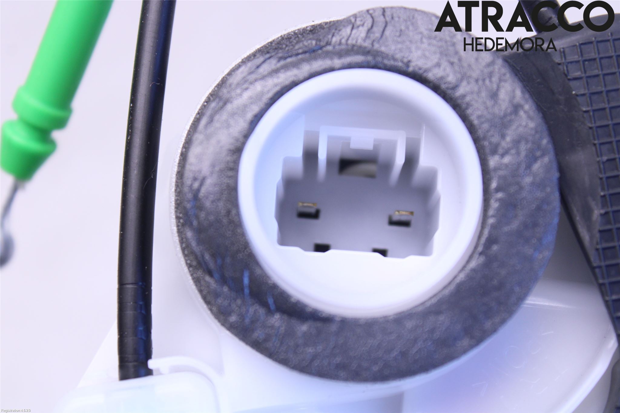 Toyota YARIS CROSS XP21 21- Låskista-Dörrlås