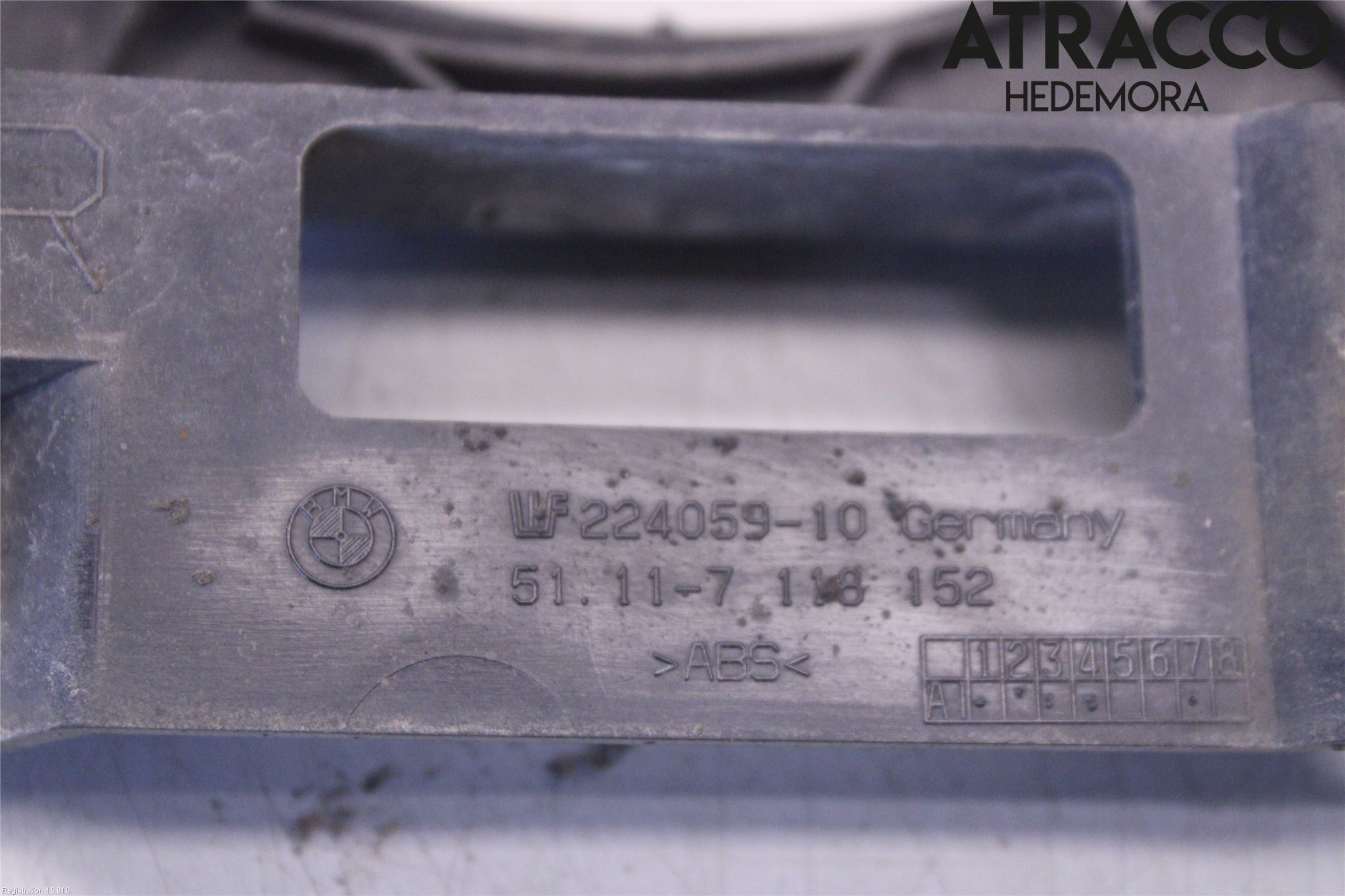 BMW 1 E87/81 5D/3D 03-11 Dimljussarg Fram