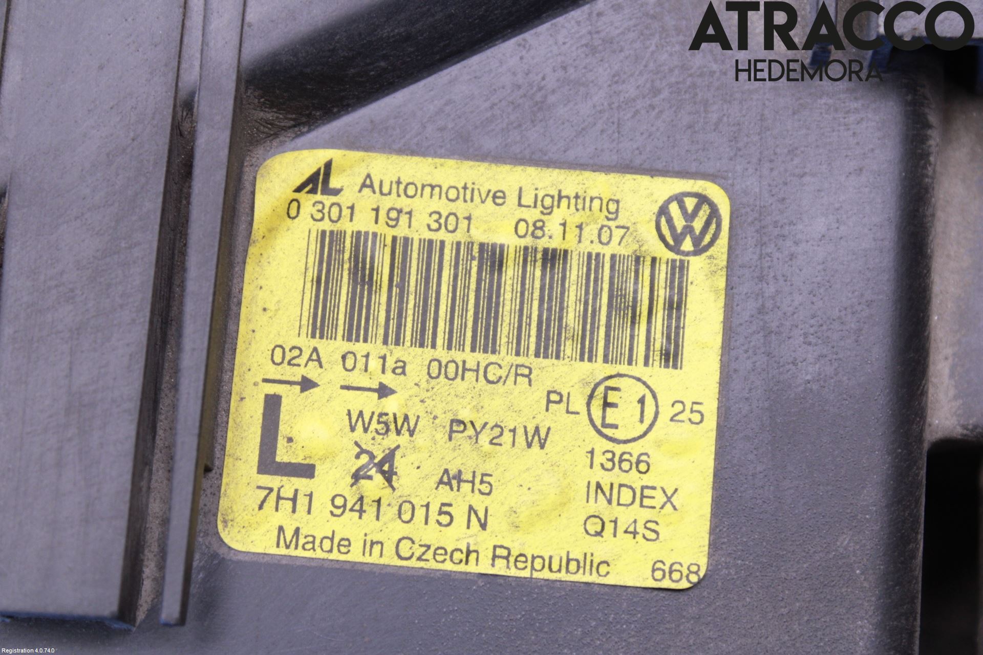 Volkswagen VW TRANSP/CARAVELLE (T5) 04-15 Strålkastare Vänster
