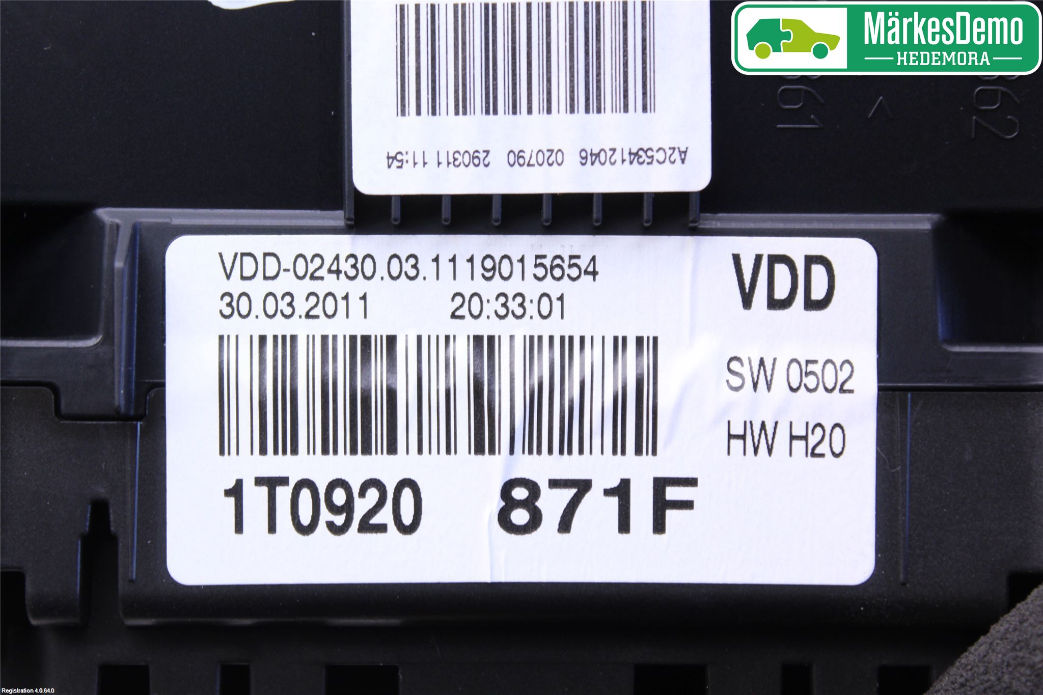 Volkswagen VW TOURAN 10-15 Instrument Komb