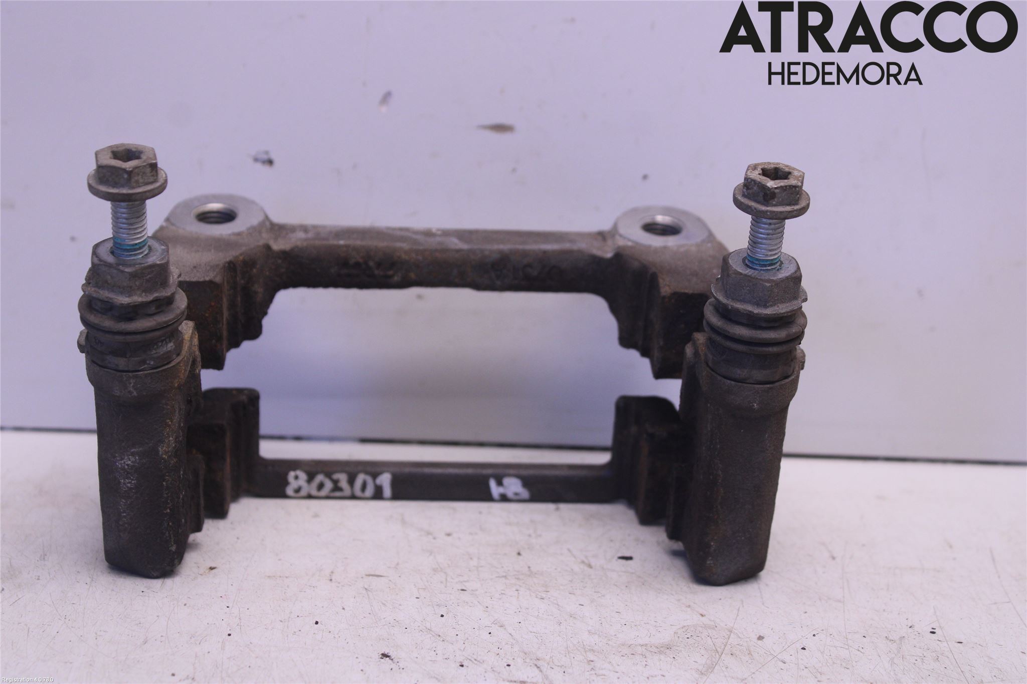 Audi A4/S4 B9 16-19 Bromsokshållare