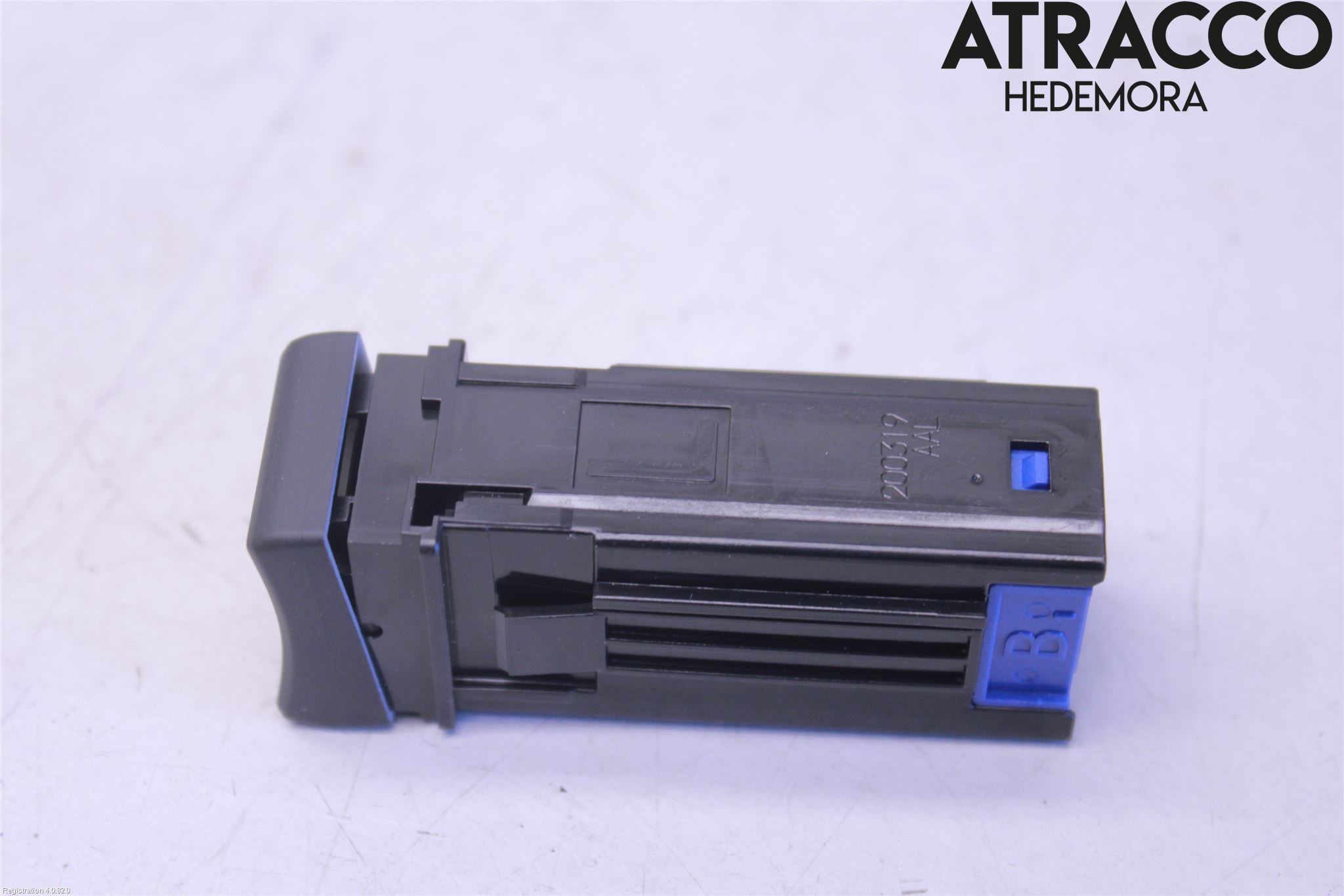 Toyota RAV4 19- Strömställare Stolvärme