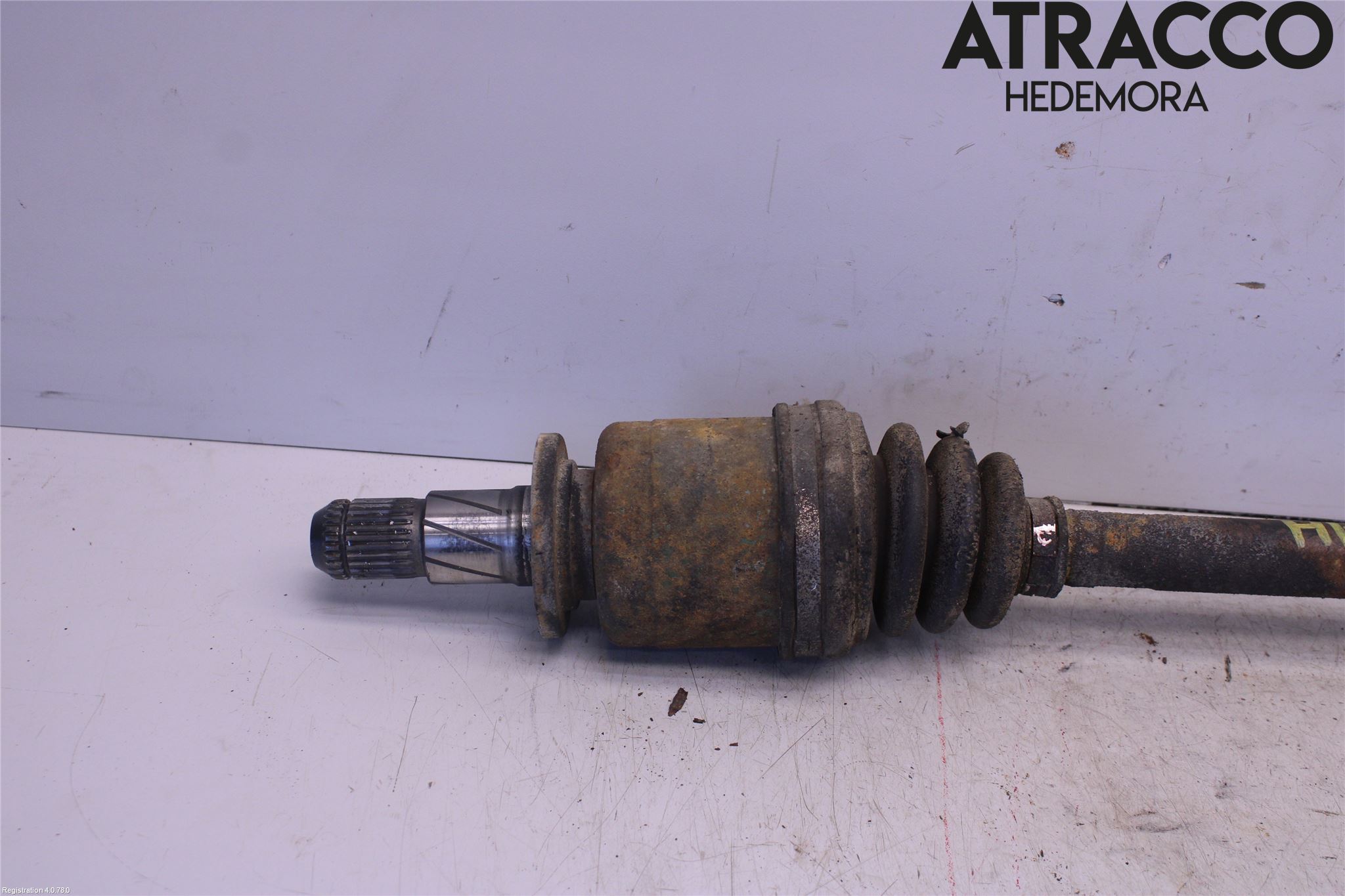 Subaru IMPREZA II  06-07 Drivaxel Bak Höger
