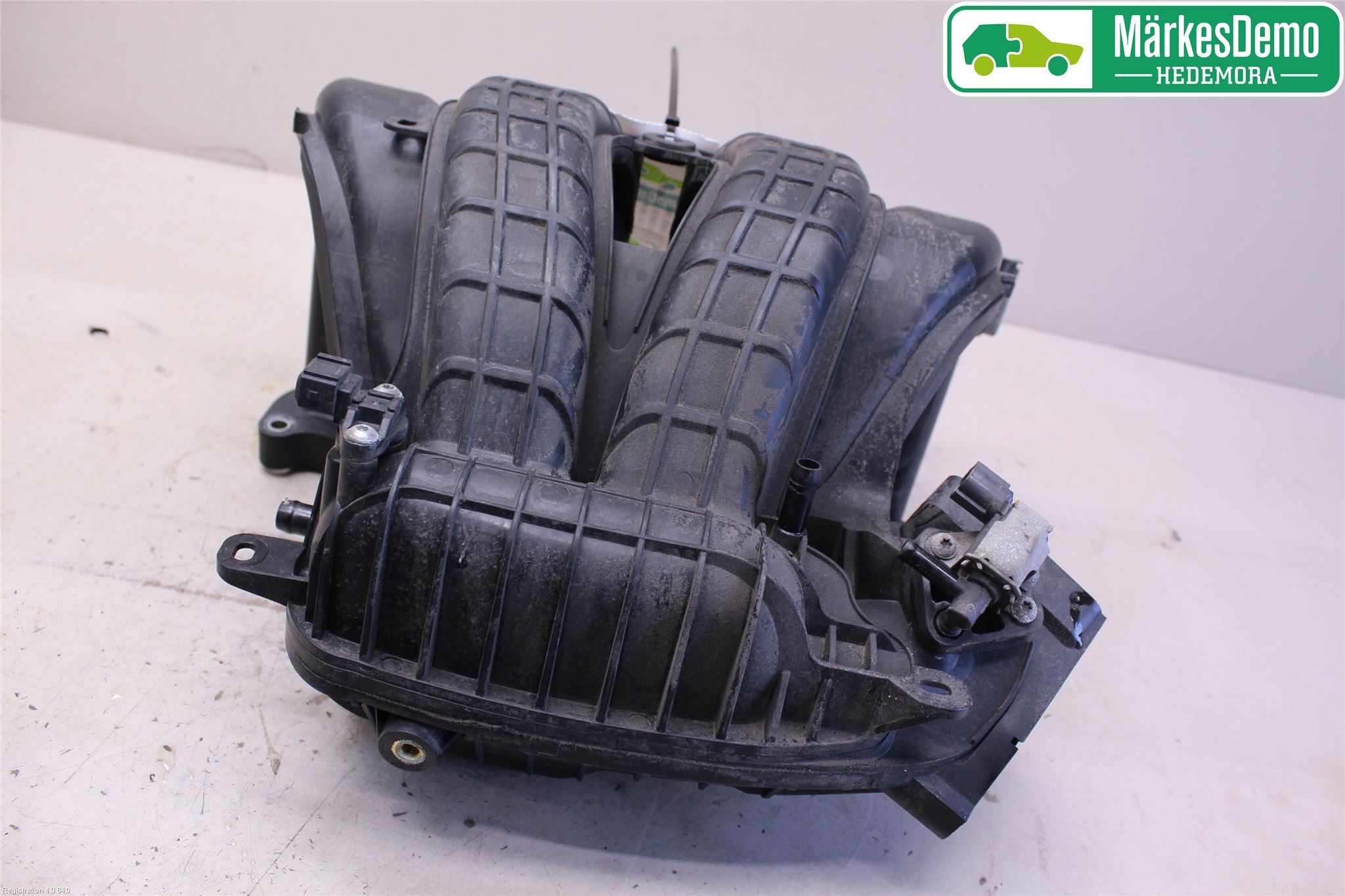 Mitsubishi OUTLANDER 13-21 Grenrör Insug