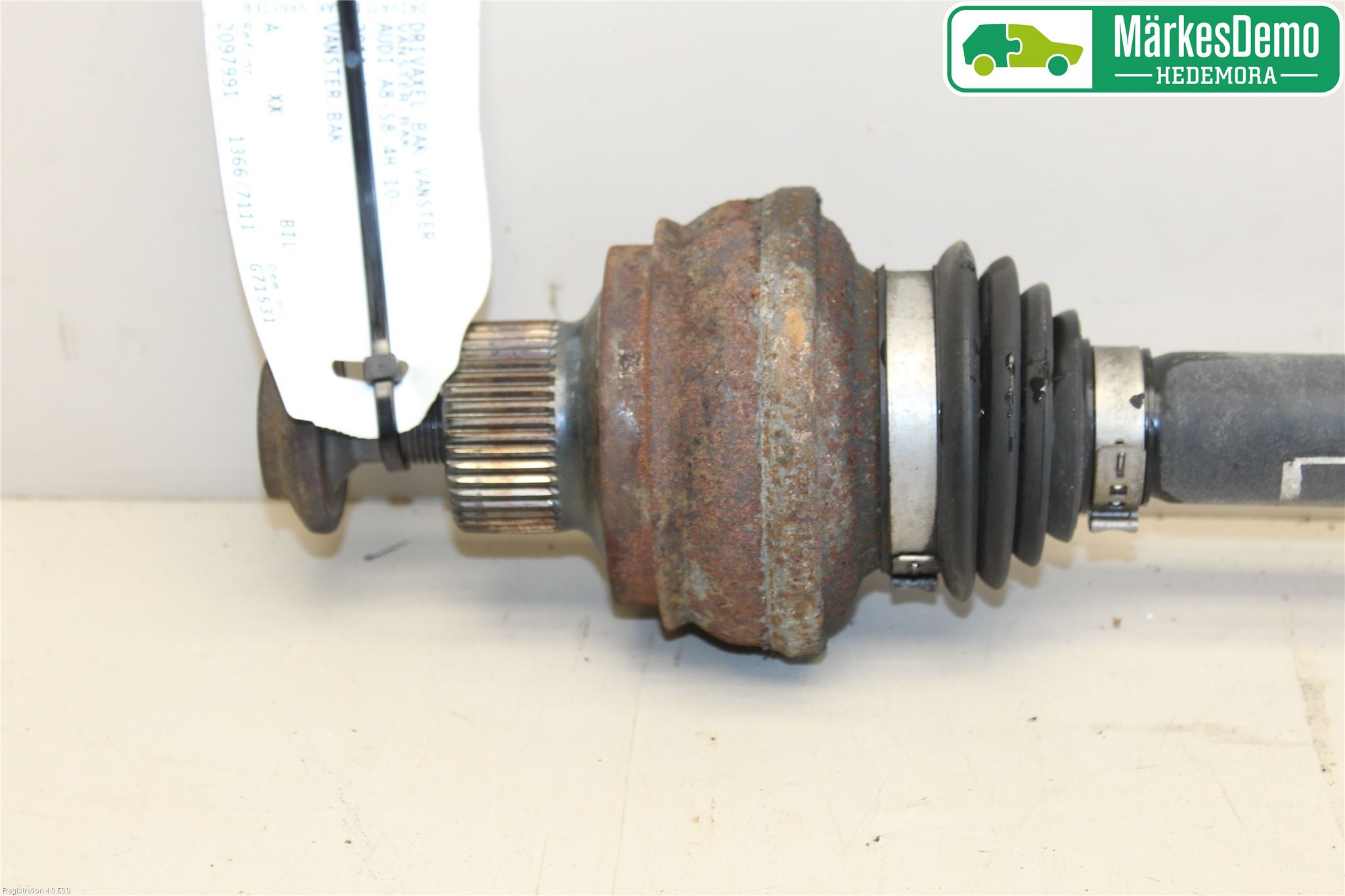 Audi A8/S8 4H 10-17 Drivaxel Bak Vänster