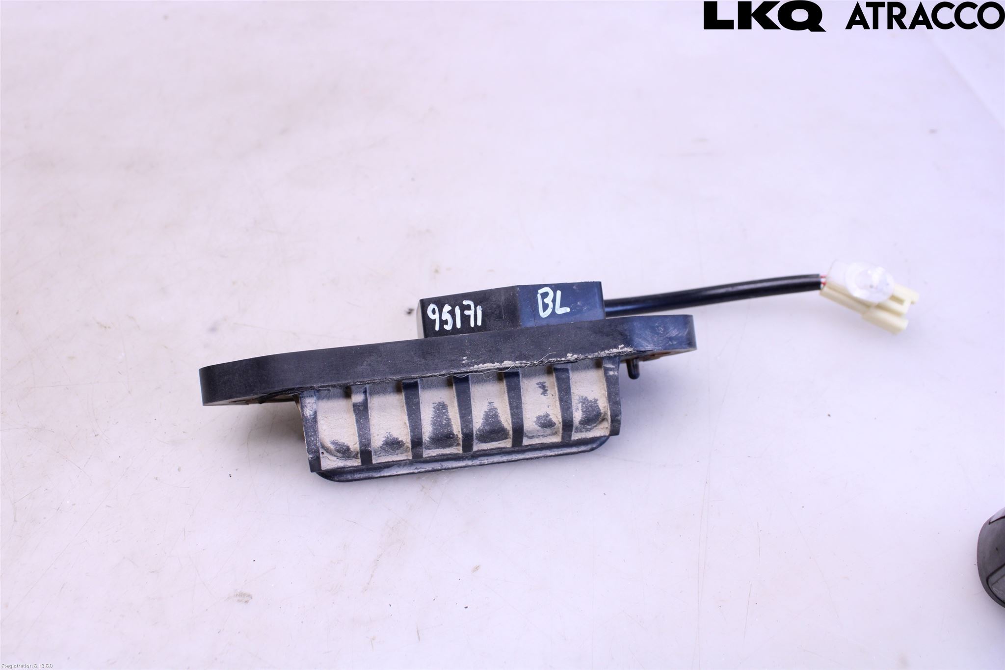 Mitsubishi OUTLANDER 13-21 Bakluckehandtag
