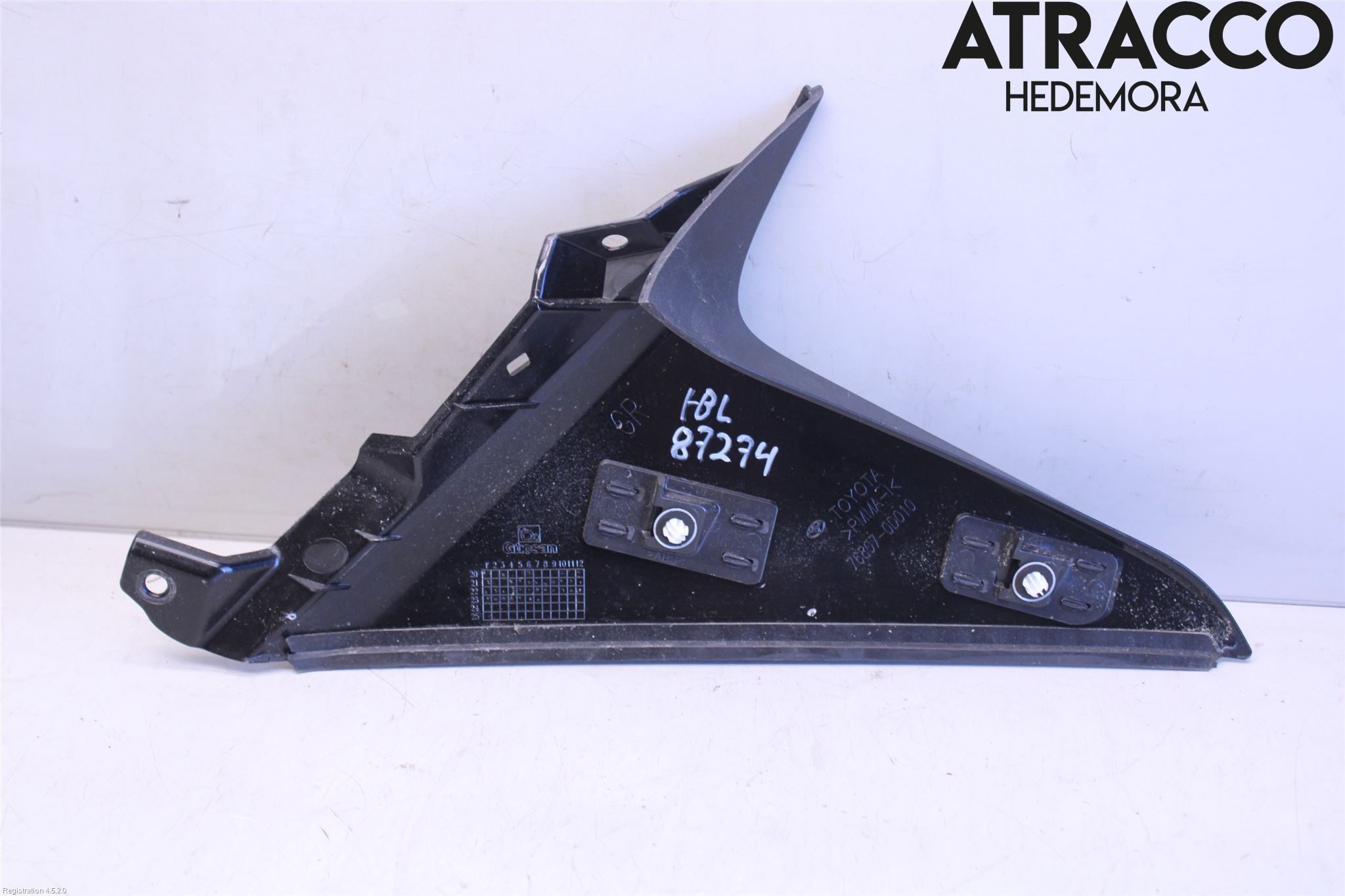 Toyota YARIS CROSS XP21 21- Spoiler Baklucka