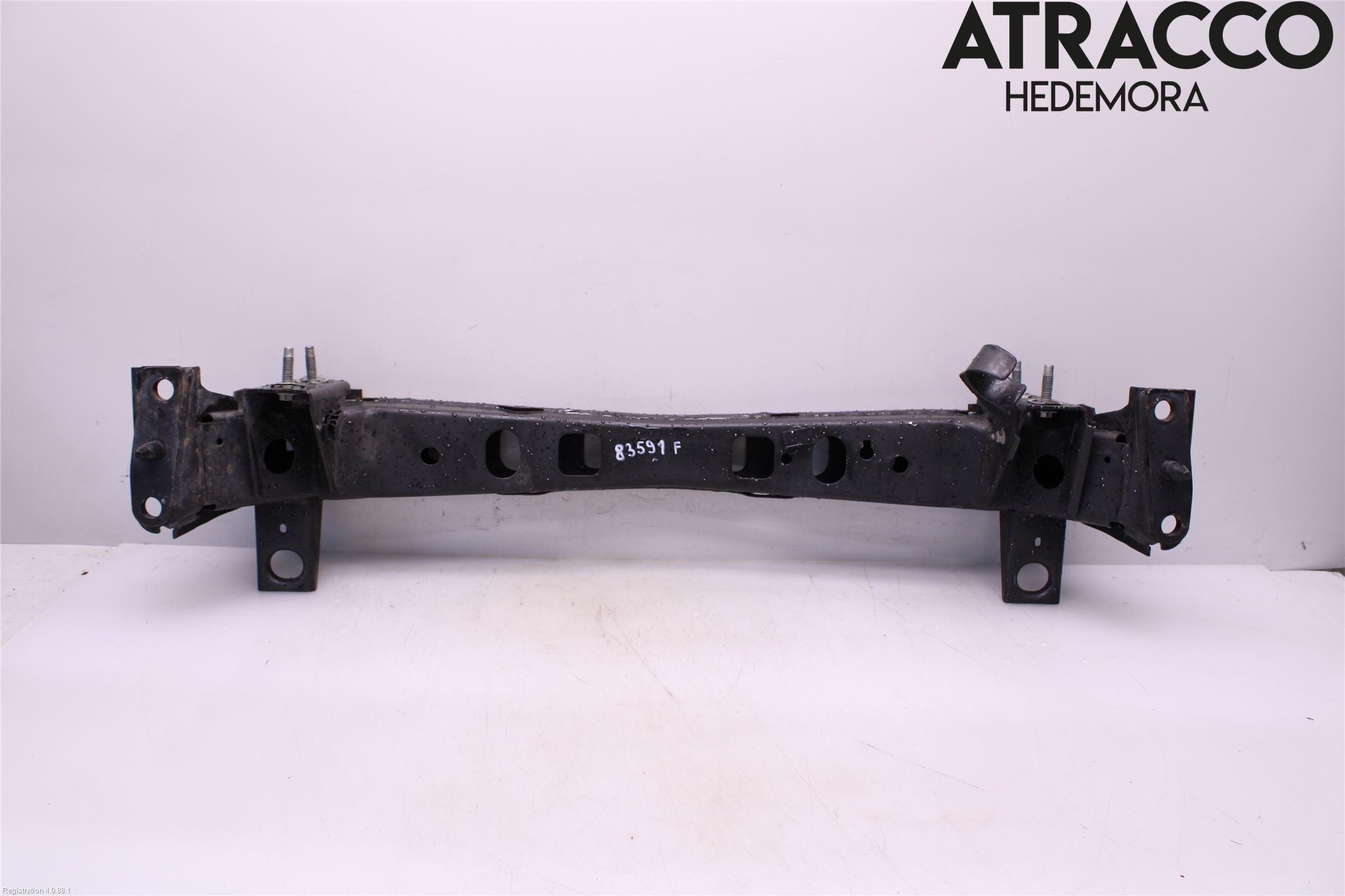 Ford MUSTANG V 05-14 Framvagnsbalk