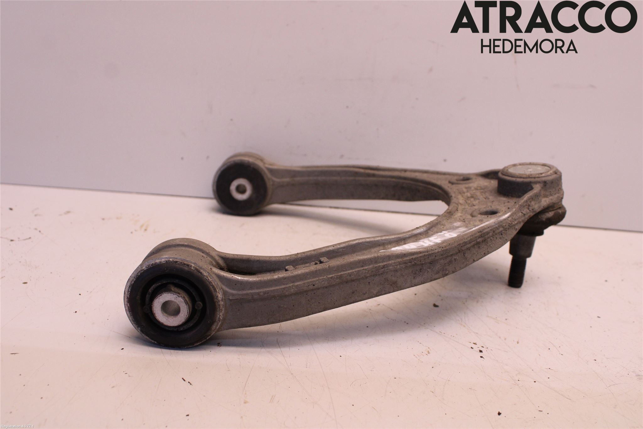 Porsche CAYENNE 03- Bärarm Fram Övre Hö