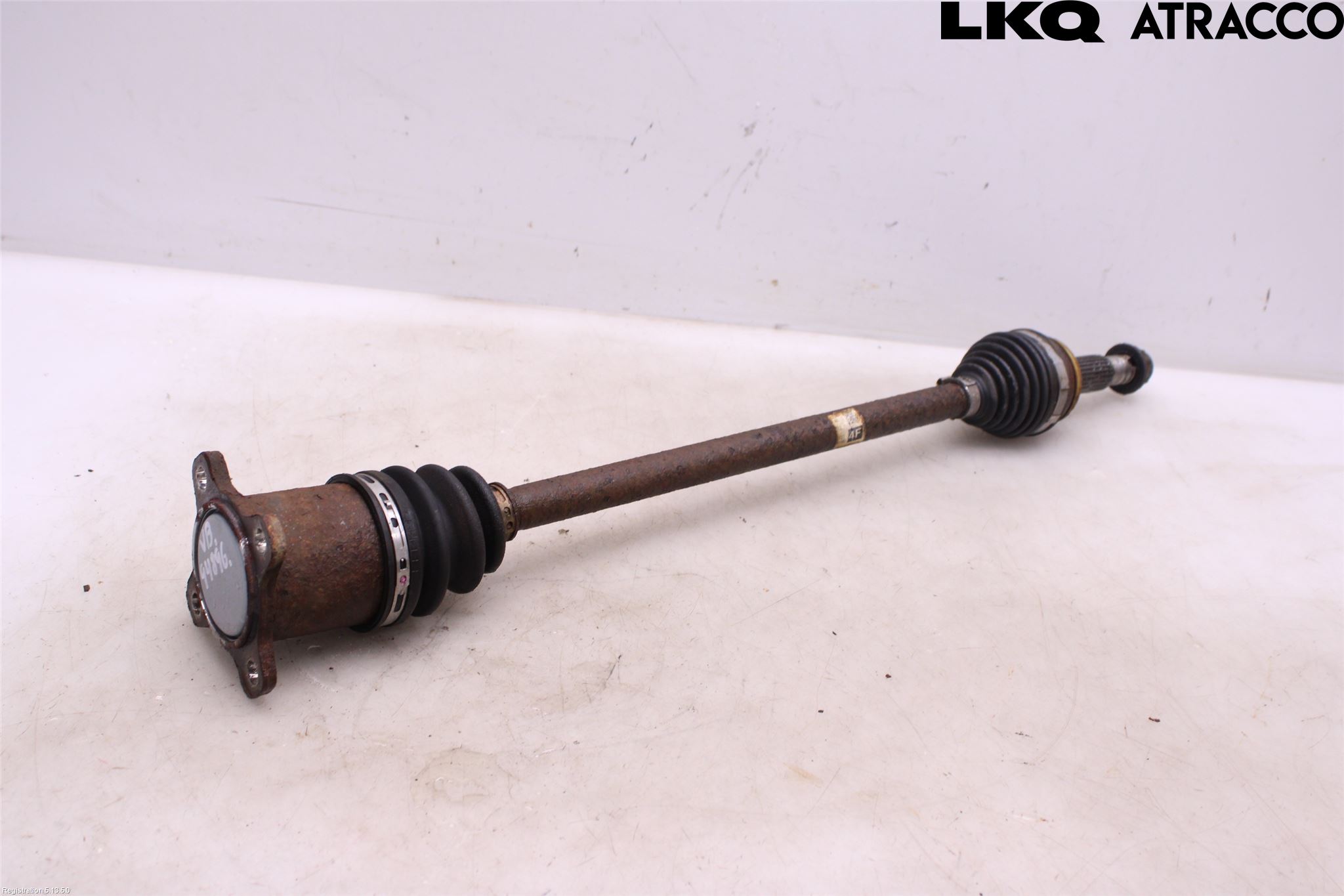 Lexus NX 300h 15-21 Drivaxel Bak Vänster
