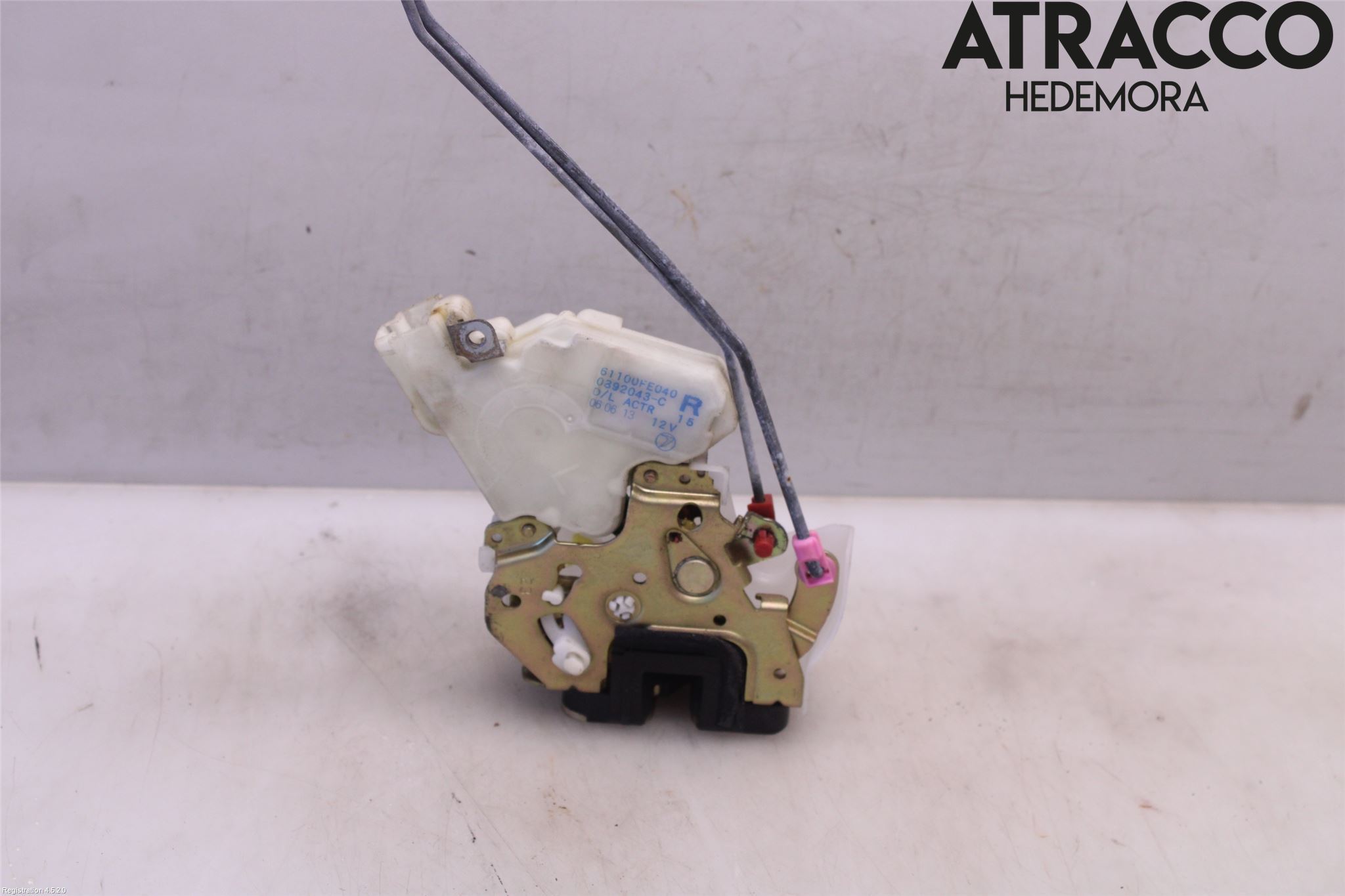 Subaru IMPREZA II  06-07 Låskista-Dörrlås