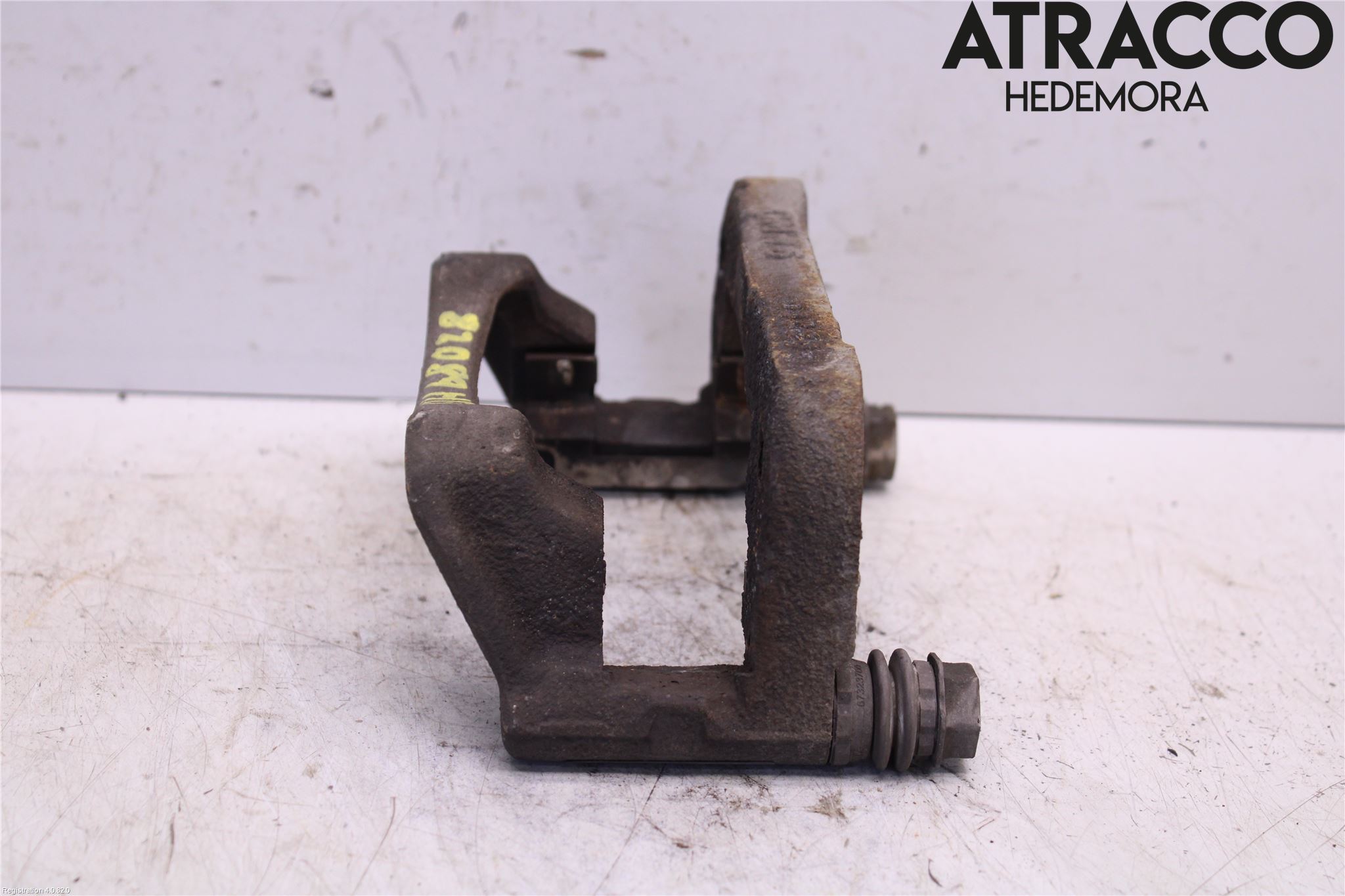 Opel INSIGNIA 09-16 Bromsokshållare