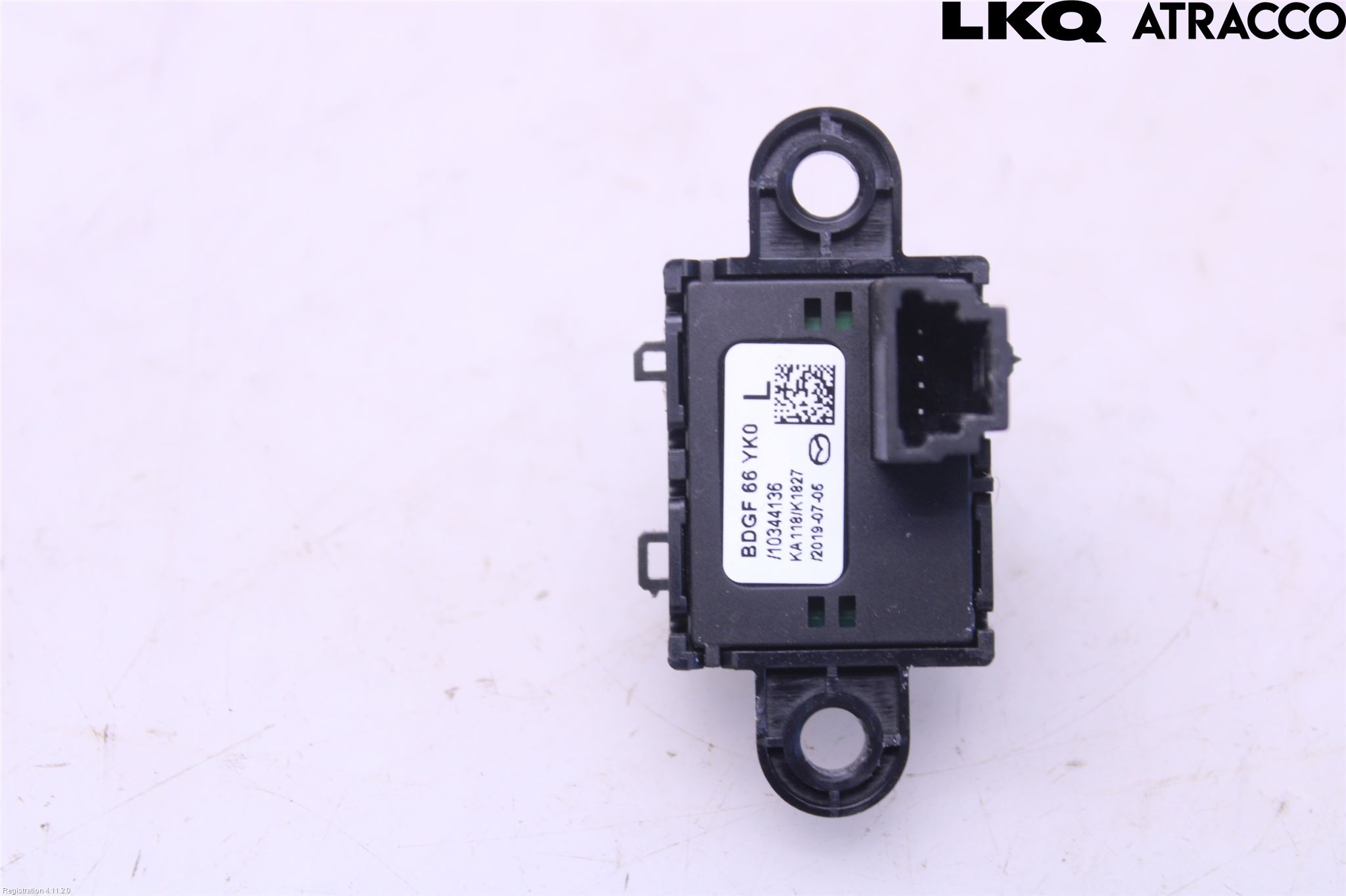 Mazda CX-30 20- Strömställare Övrigt