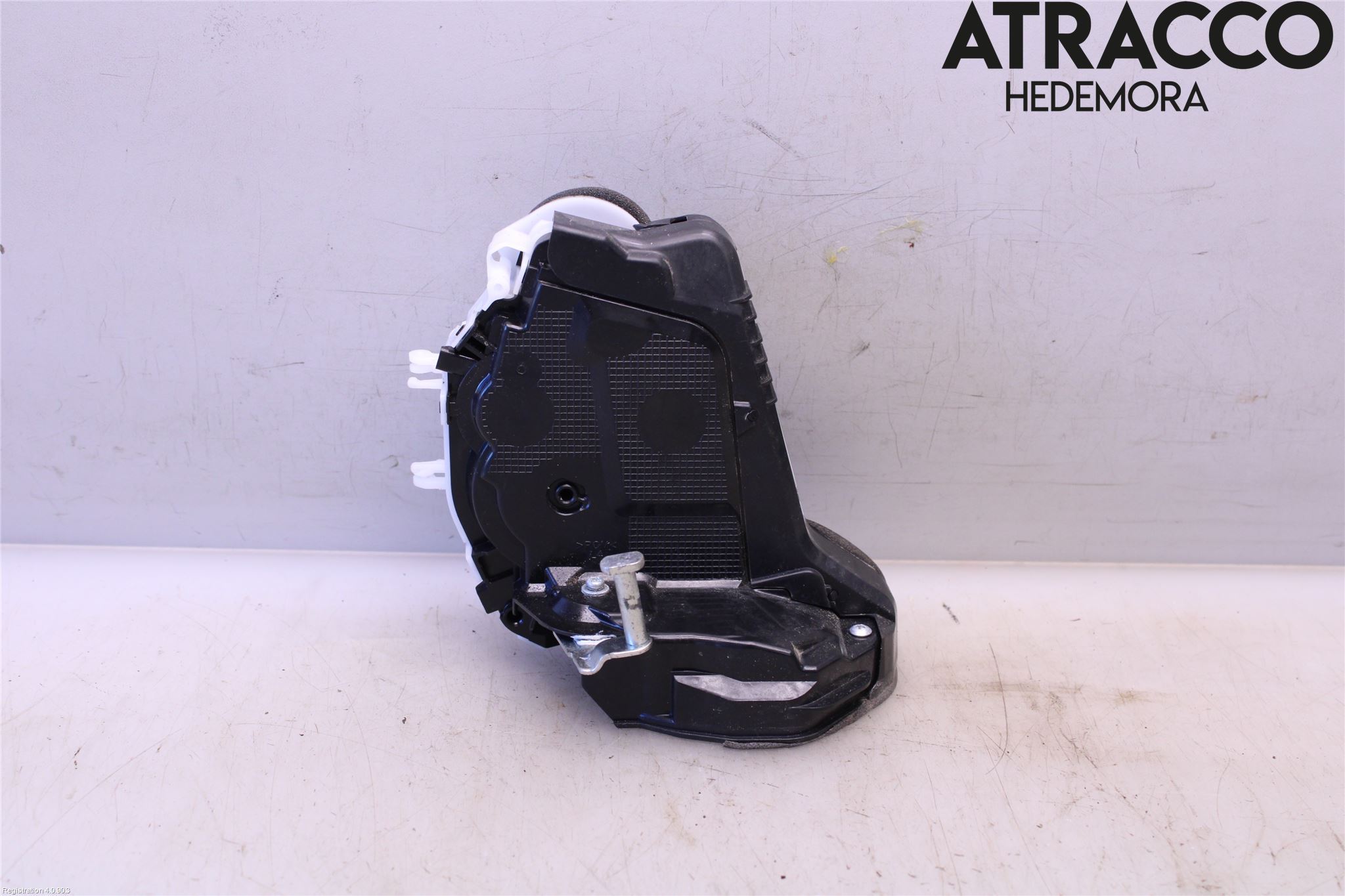 Subaru OUTBACK 15-20 Låskista-Dörrlås