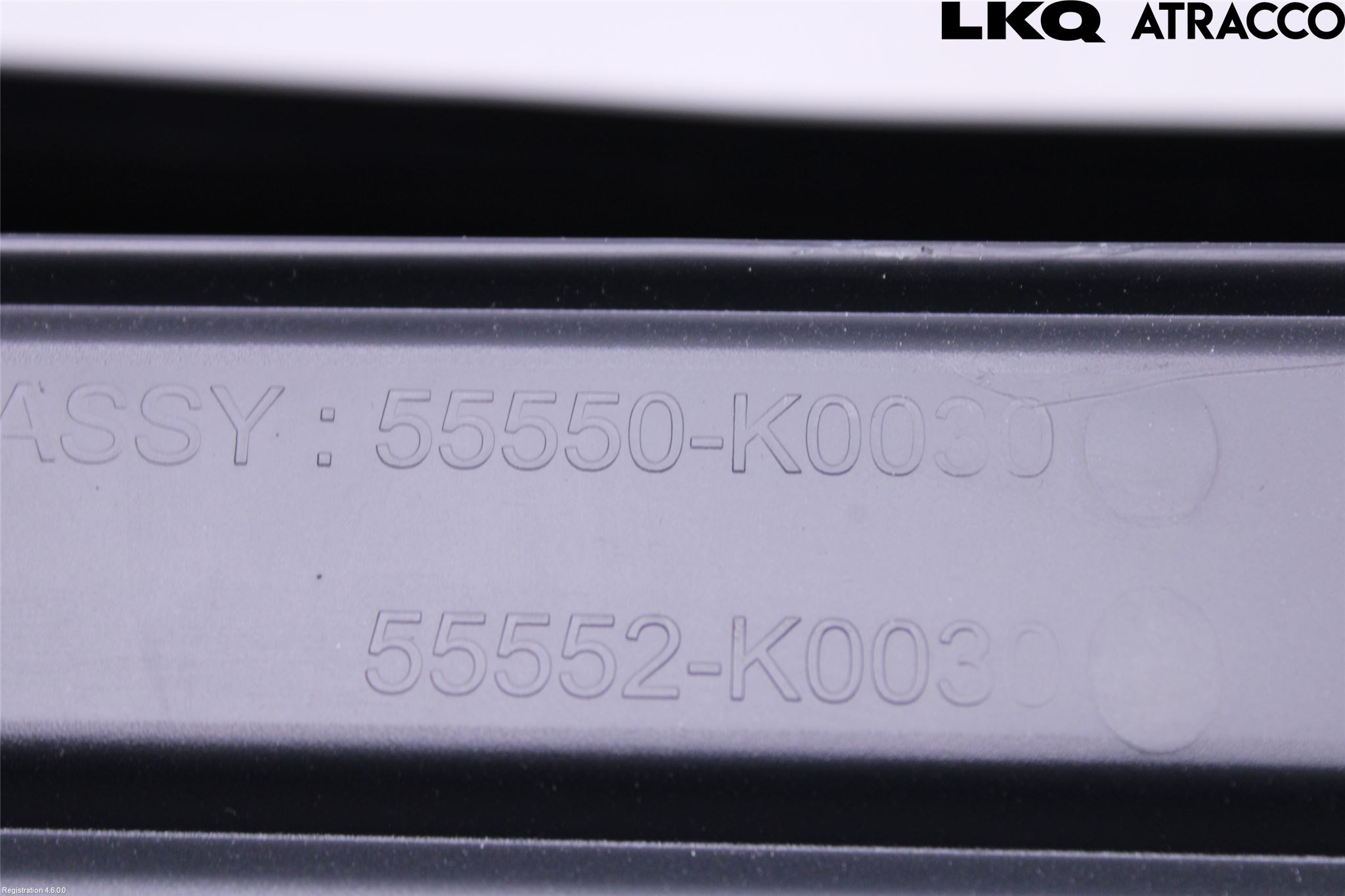 Toyota YARIS CROSS XP21 21- Handskfack