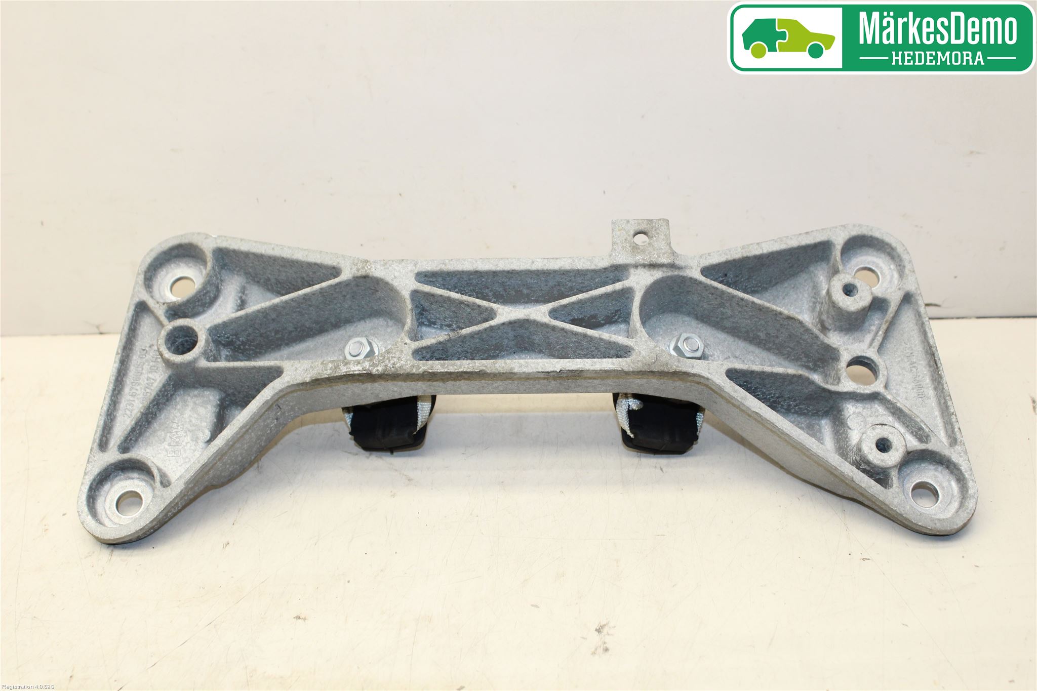 BMW 1 F20/F21 11-19 Växellådsbalk