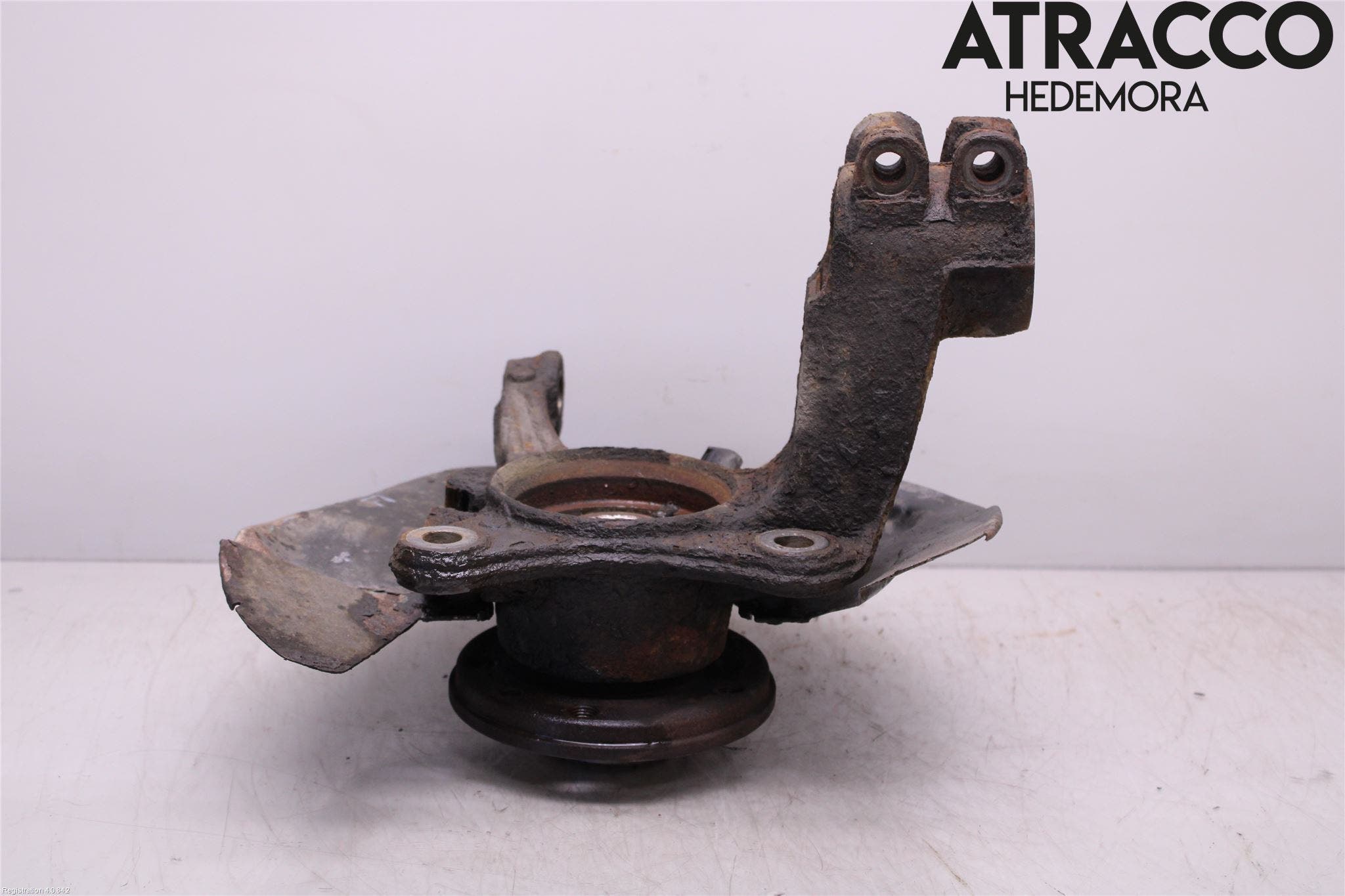 Volkswagen VW TRANSP/CARAVELLE (T5) 04-15 Styrspindel Lagerhus Vä